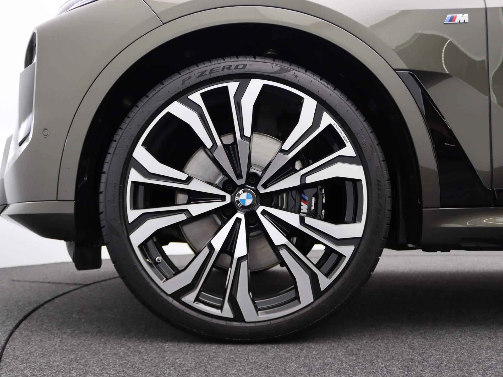 BMW X7 xDrive40i | M Sportpakket Pro | Innovation Pack | Comfort Pack | Exclusive Pack - 29/31