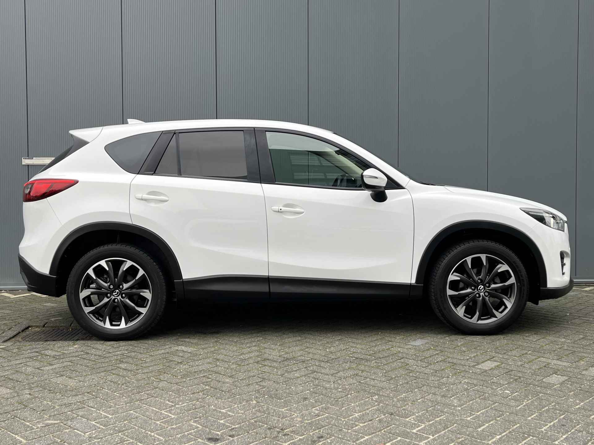 Mazda CX-5 2.0 SkyActiv-G 165pk GT-M Line Automaat | Leder | Climate | Camera | Keyless | Full - Led | Navigatie | Trekhaak | Winterpakket - 3/36