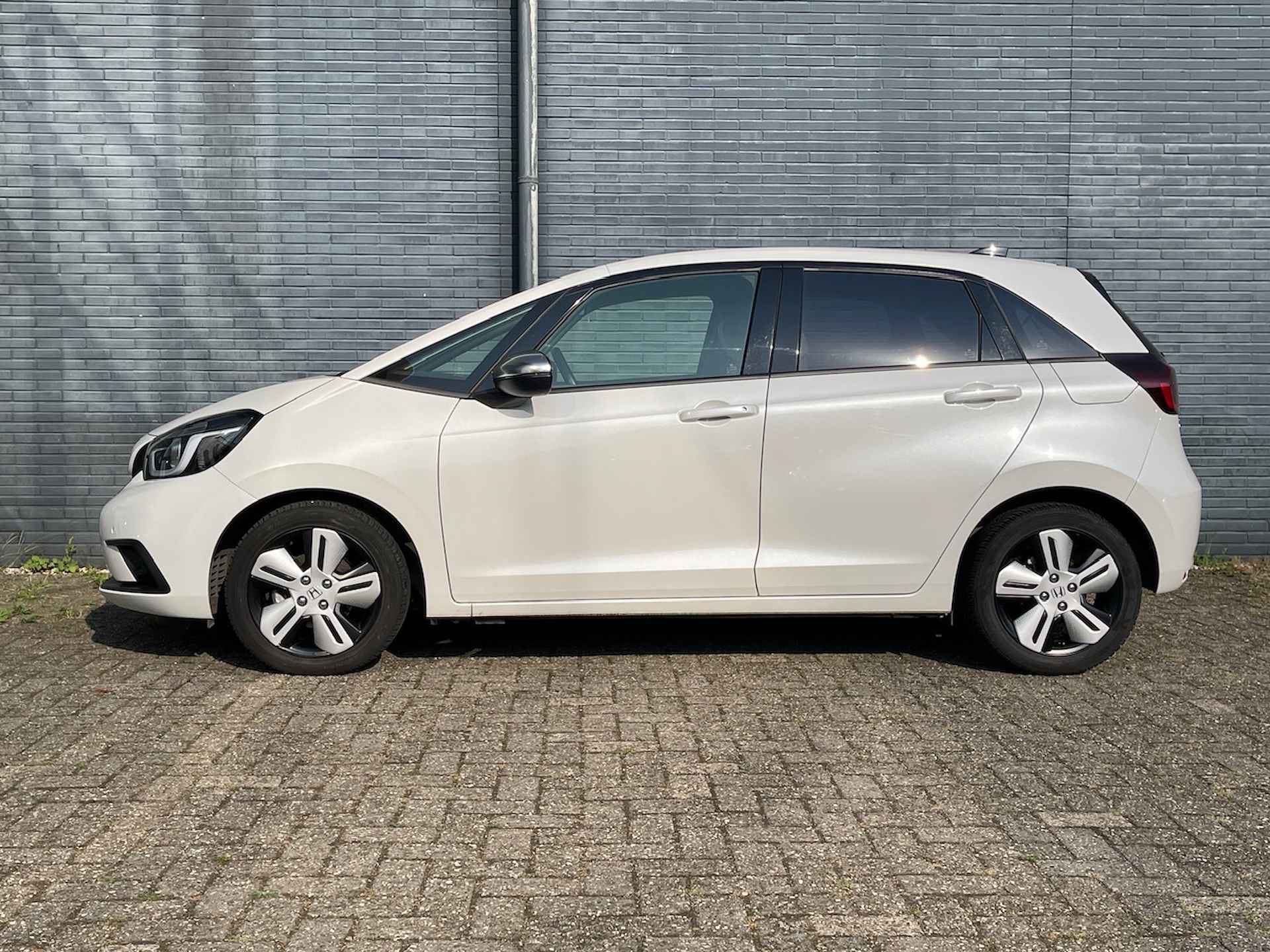 HONDA Jazz 1.5 e:HEV 109pk Hybrid Automaat Executive | Navigatie & Carplay | Adaptieve Cruisecontrol | All Season Banden | Blindspot | Parkeercamera | - 7/30