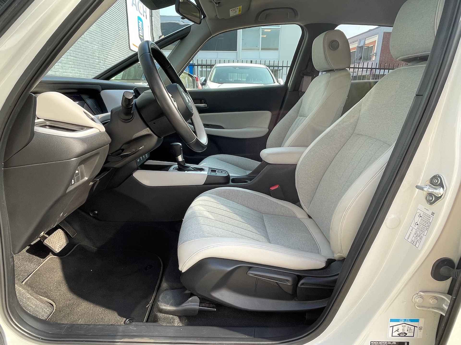 HONDA Jazz 1.5 e:HEV 109pk Hybrid Automaat Executive | Navigatie & Carplay | Adaptieve Cruisecontrol | All Season Banden | Blindspot | Parkeercamera | - 12/30