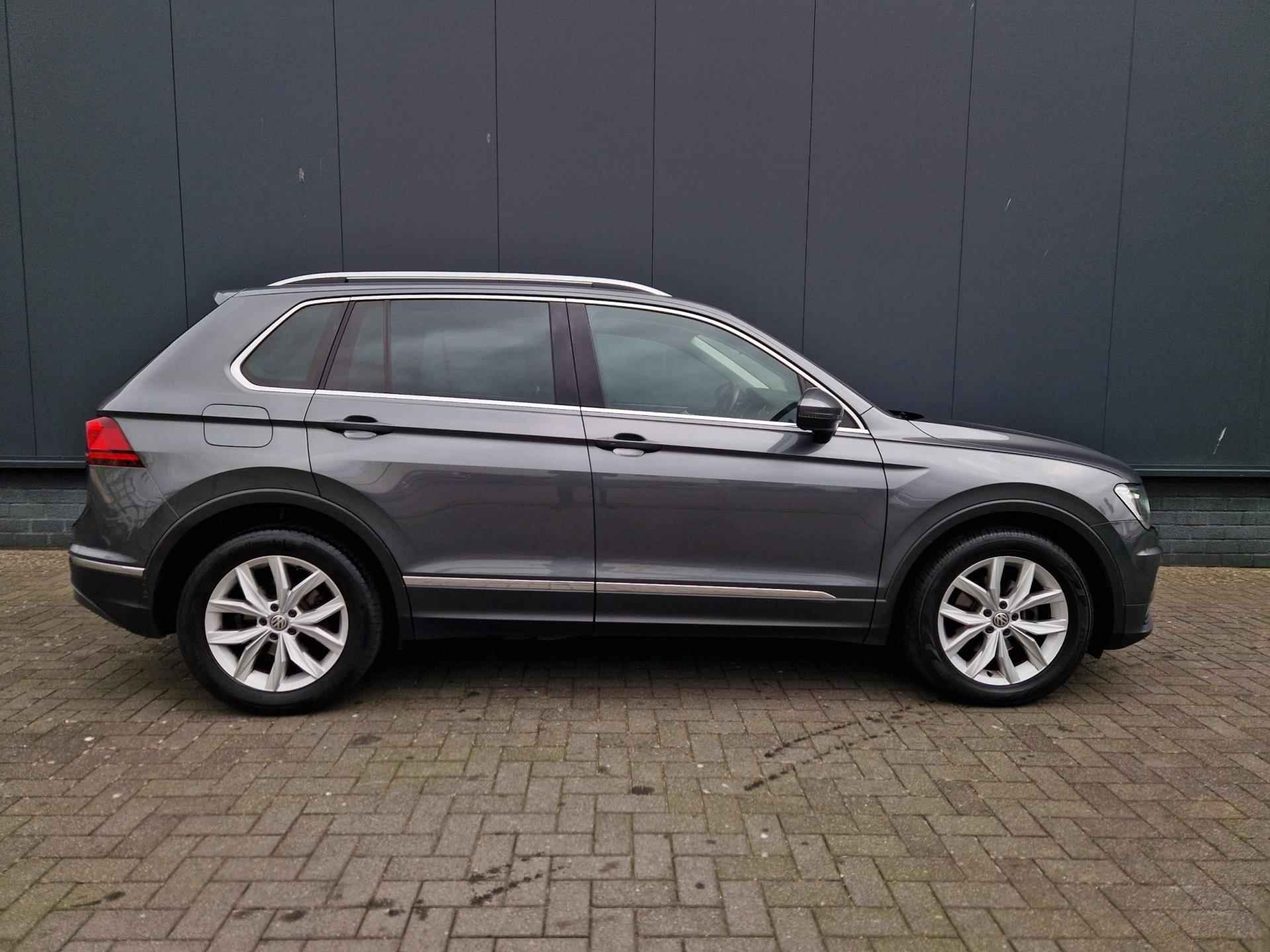 Volkswagen Tiguan 1.5 TSI DSG /Virtual /ACC /Led /Pano - 36/40