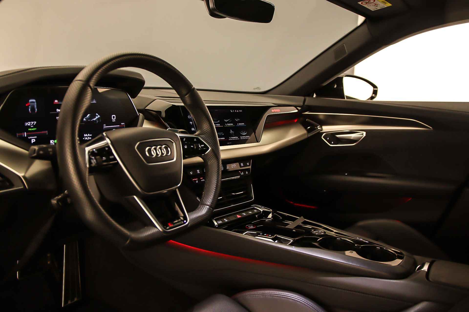 Audi e-tron GT RS 600PK | Head-up | Stoelventilatie | Optiek Zwart | Leder | B&O | Keyless | Rondomzicht | Laser | Luchtvering | Stuurwiel-verwarming| - 10/55