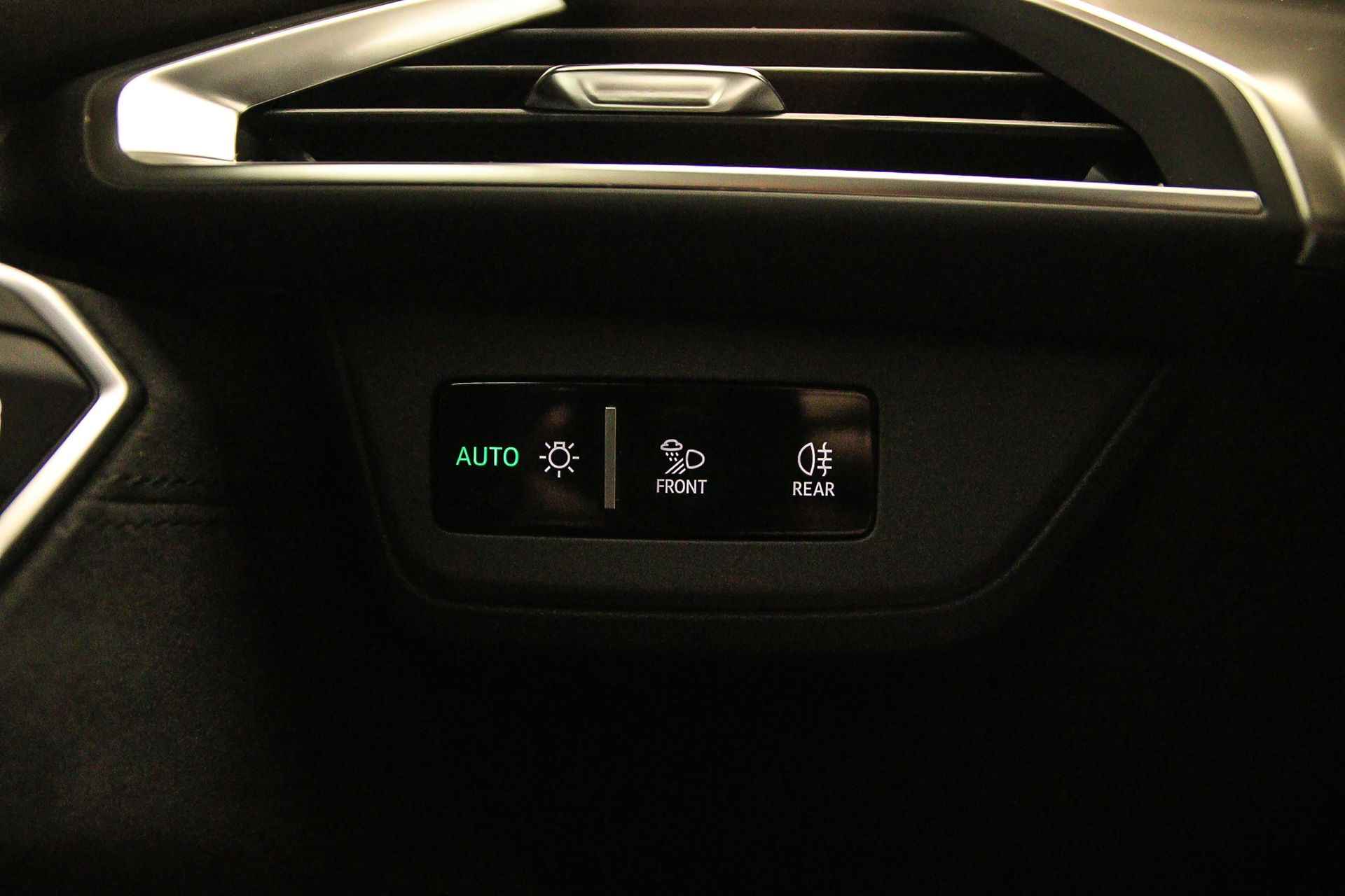Audi e-tron GT RS 600PK | Head-up | Stoelventilatie | Optiek Zwart | Leder | B&O | Keyless | Rondomzicht | Laser | Luchtvering | Stuurwiel-verwarming| - 13/55