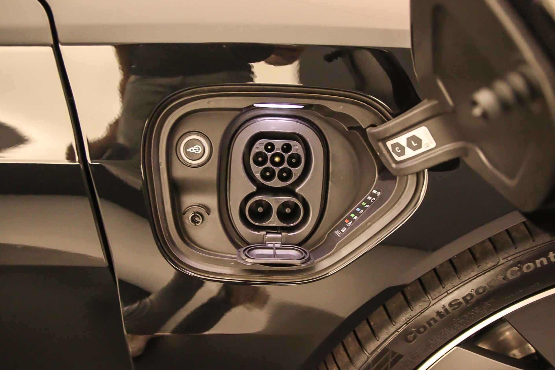 Audi e-tron GT RS 600PK | Head-up | Stoelventilatie | Optiek Zwart | Leder | B&O | Keyless | Rondomzicht | Laser | Luchtvering | Stuurwiel-verwarming| - 55/55