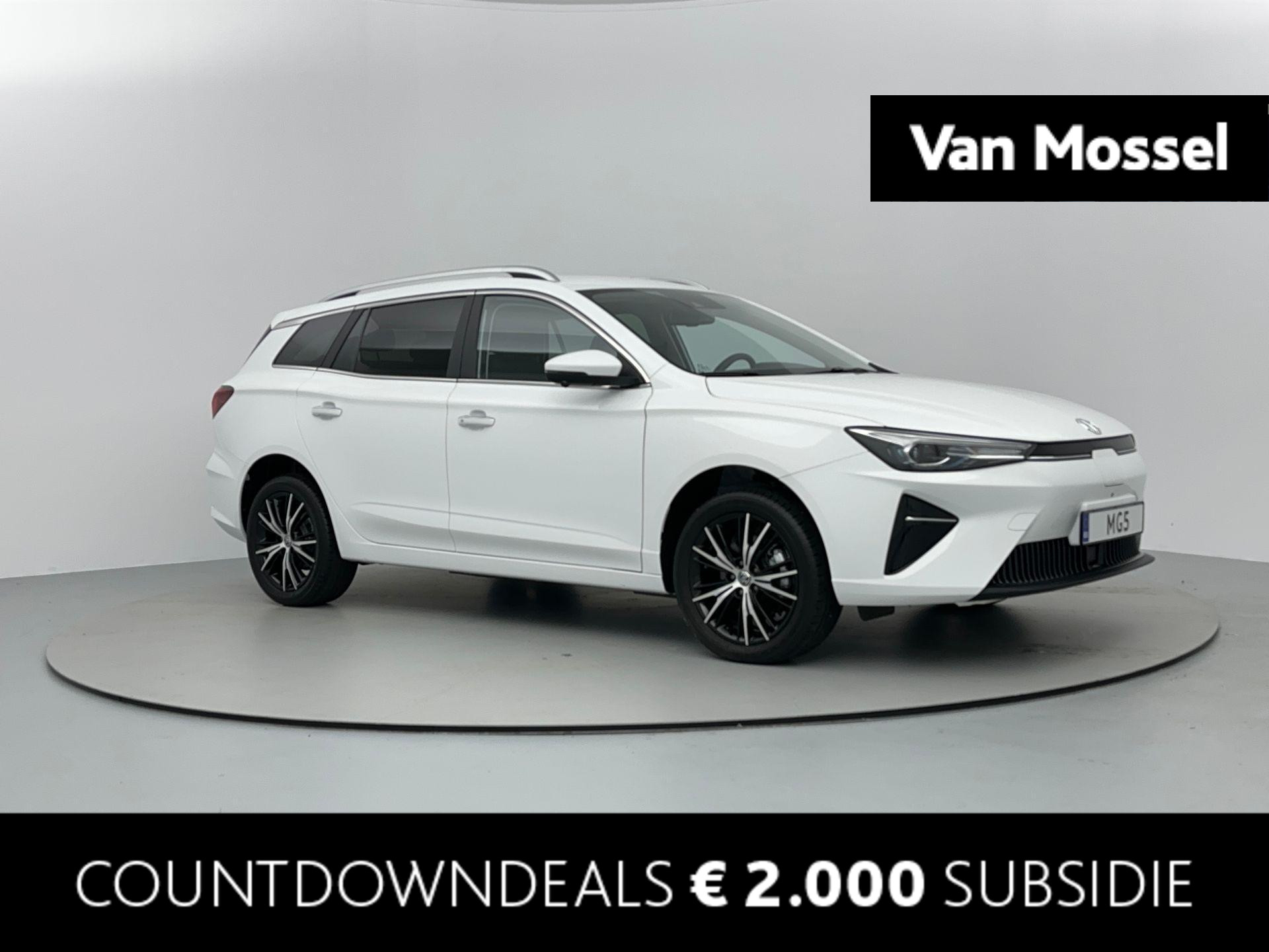 MG 5 Standard Range Luxury 50 kWh NIEUW | SUPER DEAL | €8.415,- Korting | Subsidie €2.000 | Apple Carplay | Camera | PDC