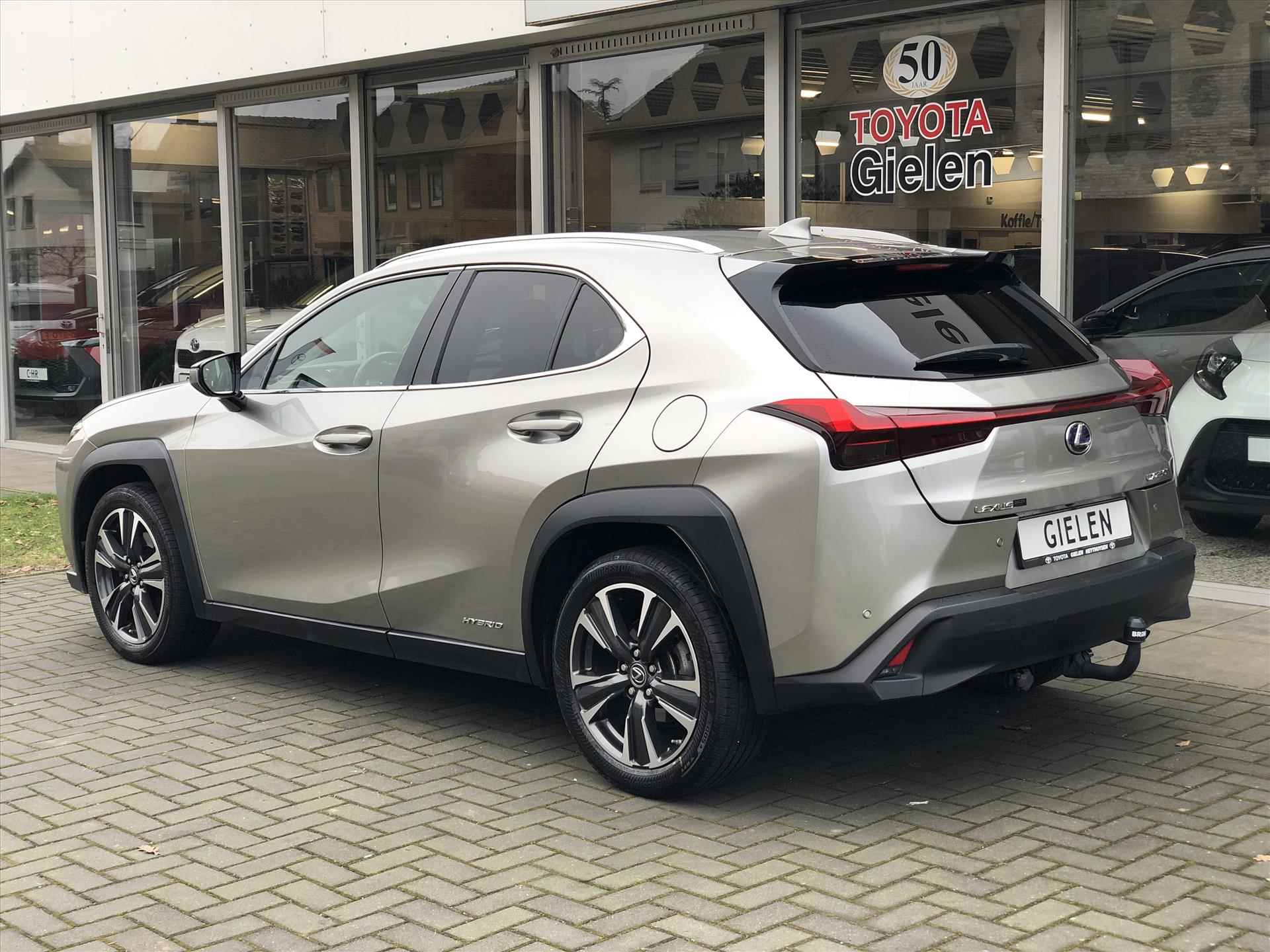 Lexus Ux 250h 184pk Preference Line | Trekhaak, Dodehoekherkenning, 18 inch, Leer, Stoelverwarming, Parkeersensoren, Navigatie - 9/28