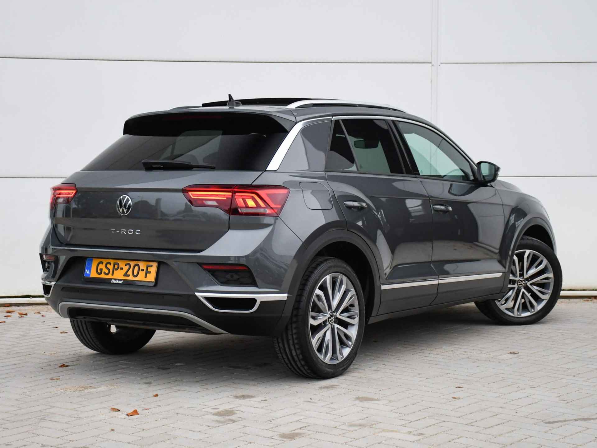 Volkswagen T-Roc Sport 1.5 TSI 150pk Automaat SCHUIF-DAK | DODE HOEK | 18''LM | PDC + CAM. | LED | NAVI | DAB | APPLE-CARPLAY - 5/40