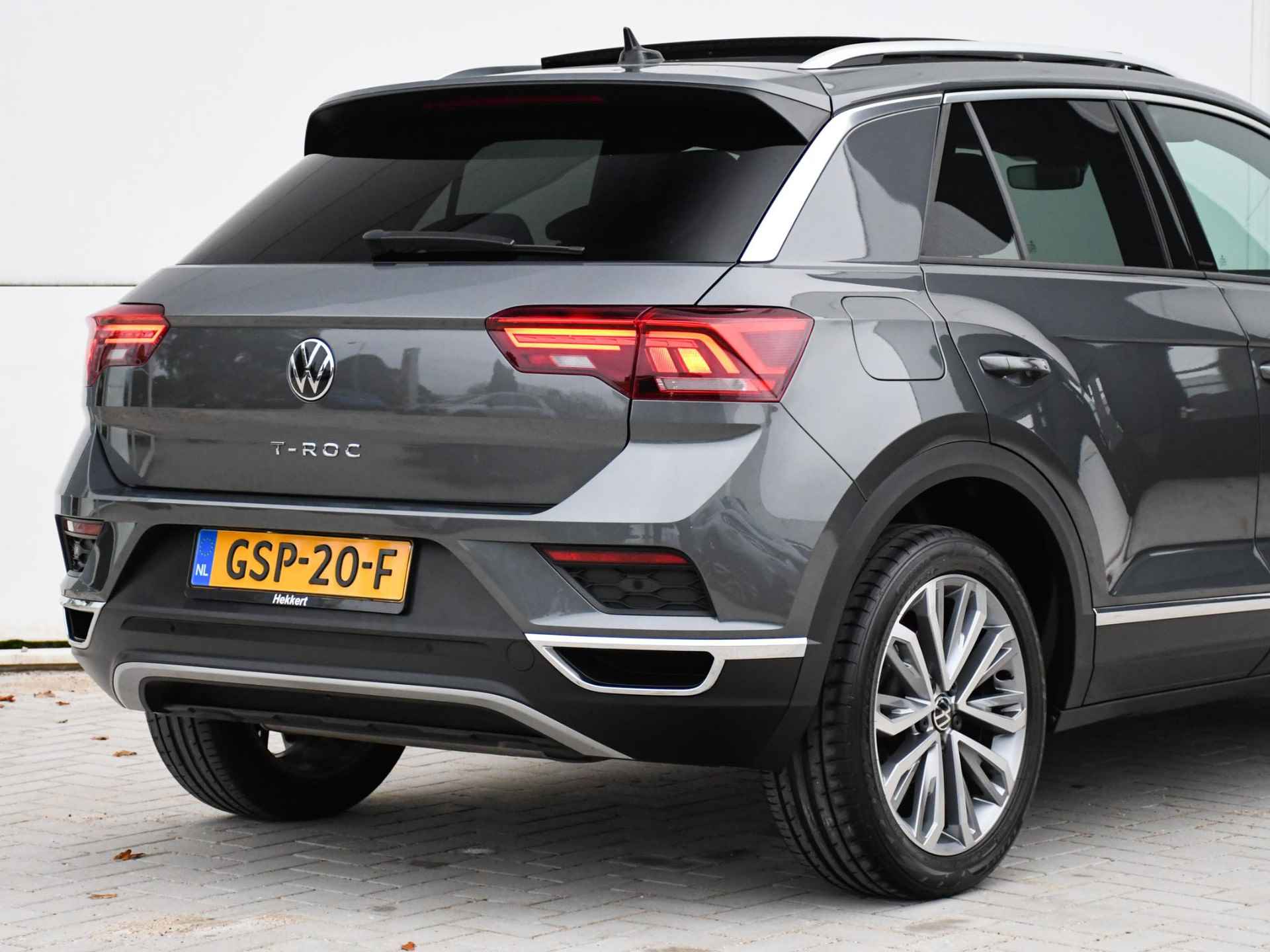 Volkswagen T-Roc Sport 1.5 TSI 150pk Automaat SCHUIF-DAK | DODE HOEK | 18''LM | PDC + CAM. | LED | NAVI | DAB | APPLE-CARPLAY - 6/40