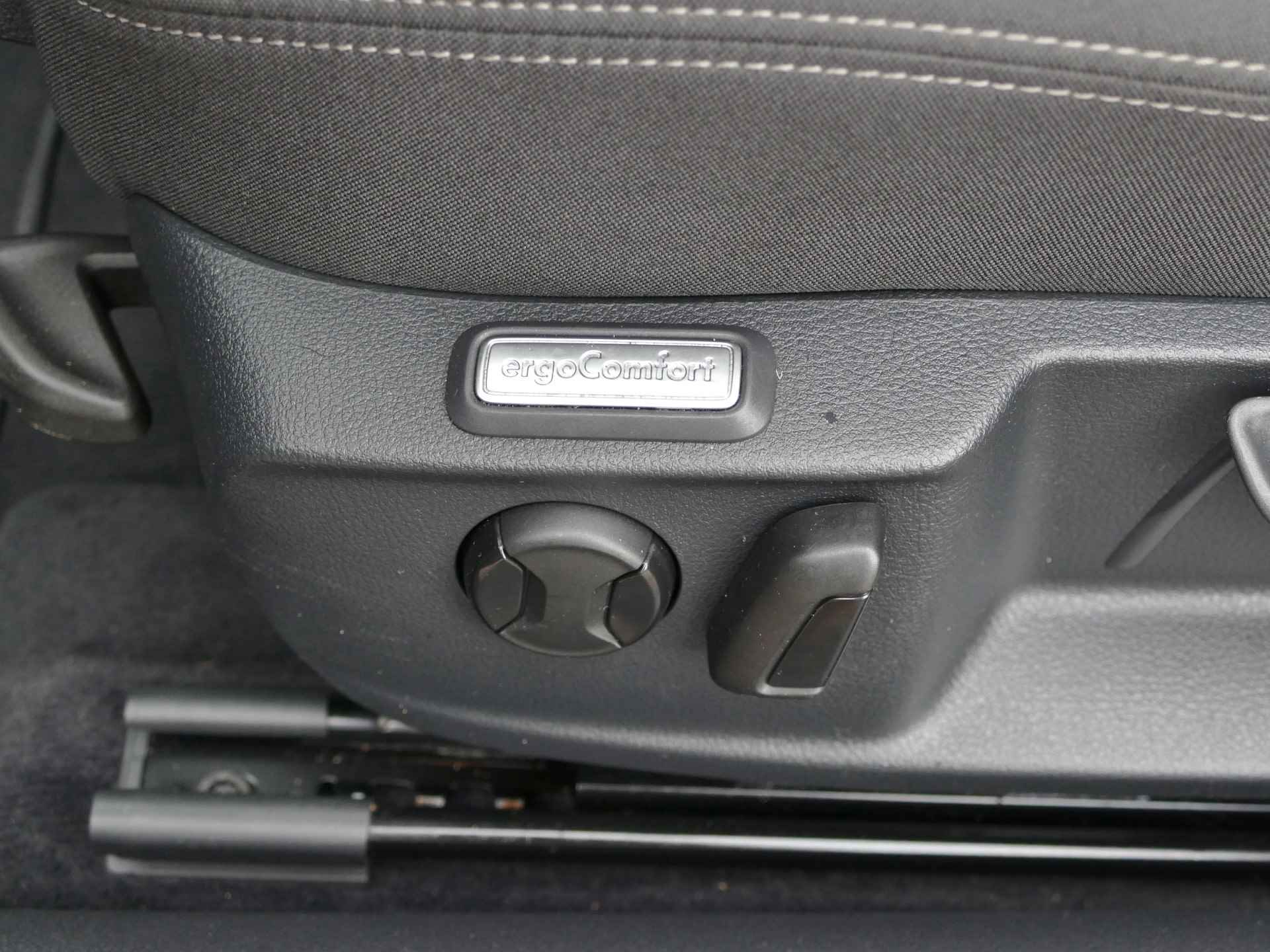 Volkswagen Passat Variant 1.4 TSI Comfortline AUTOMAAT | elektrisch panoramadak | Apple carplay/Android auto | - 35/57