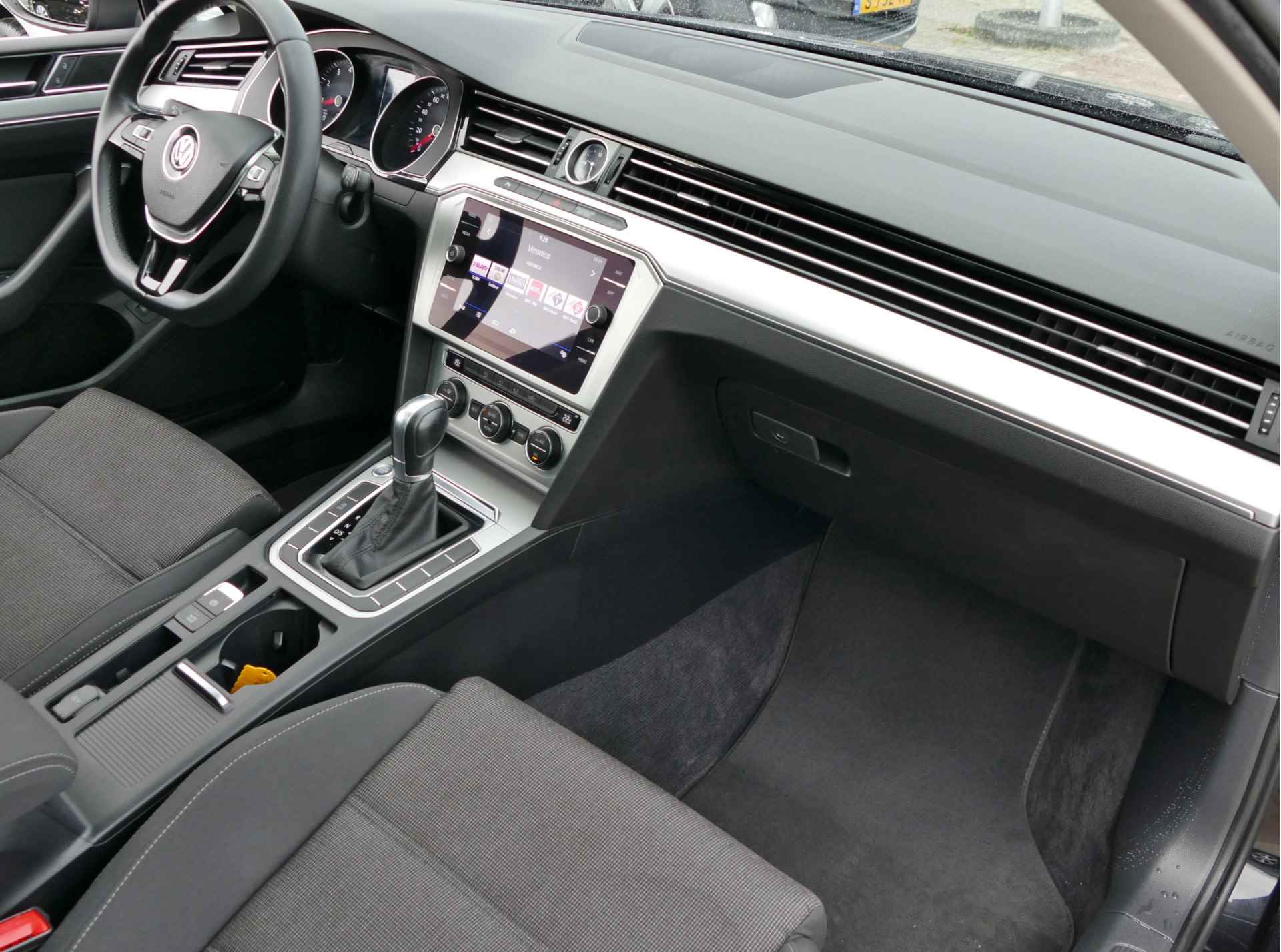 Volkswagen Passat Variant 1.4 TSI Comfortline AUTOMAAT | elektrisch panoramadak | Apple carplay/Android auto | - 39/57