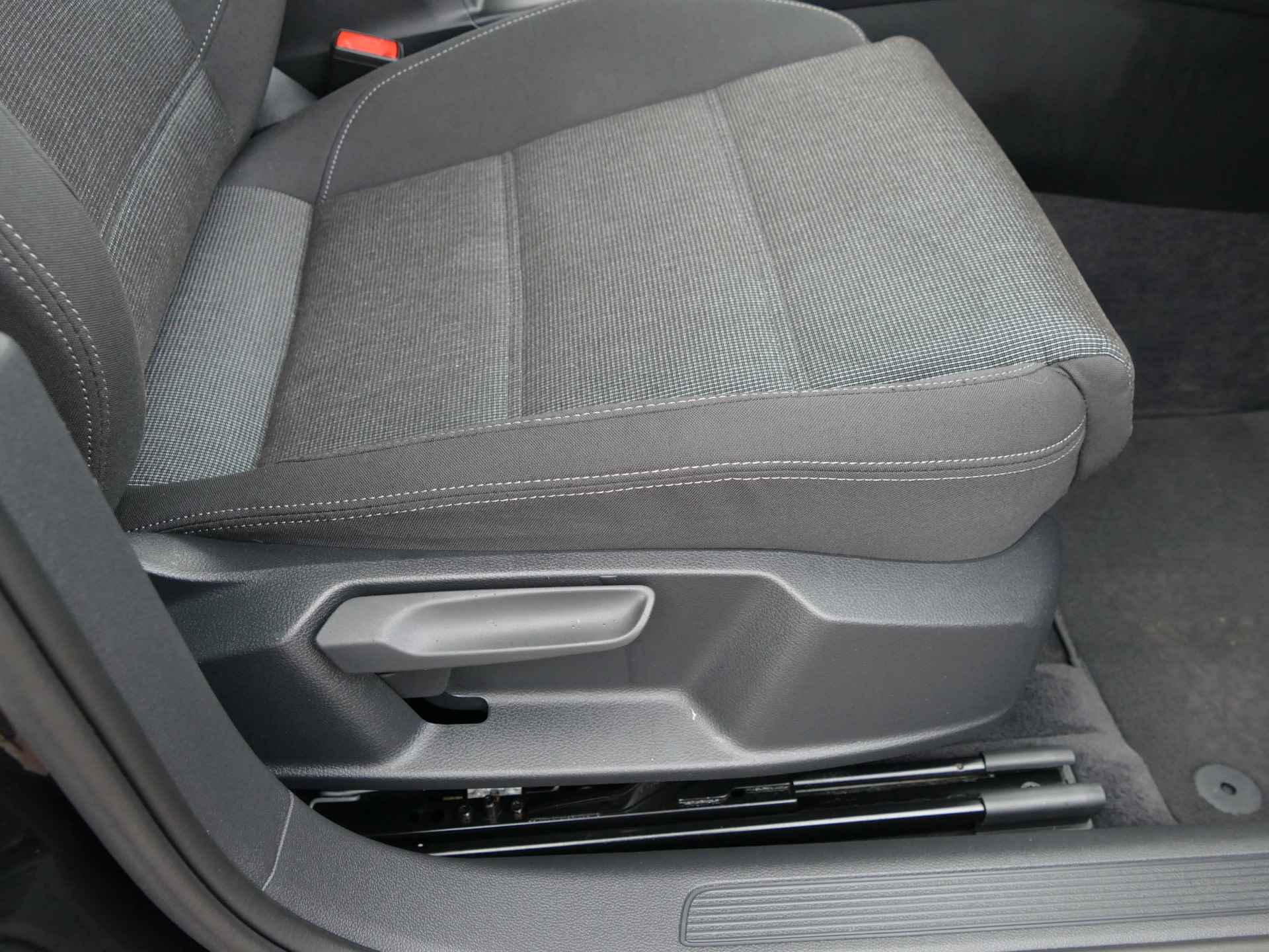 Volkswagen Passat Variant 1.4 TSI Comfortline AUTOMAAT | elektrisch panoramadak | Apple carplay/Android auto | - 40/57
