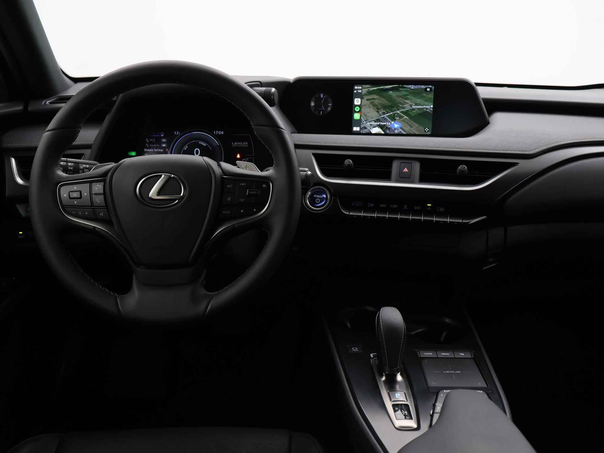 Lexus UX 300e 54 kWh *8% BIJTELLING* + LEDER / STOELVERW. / ADAPTIVE CRUISE / CAMERA / 18 INCH / APPLE CARPLAY - 4/52