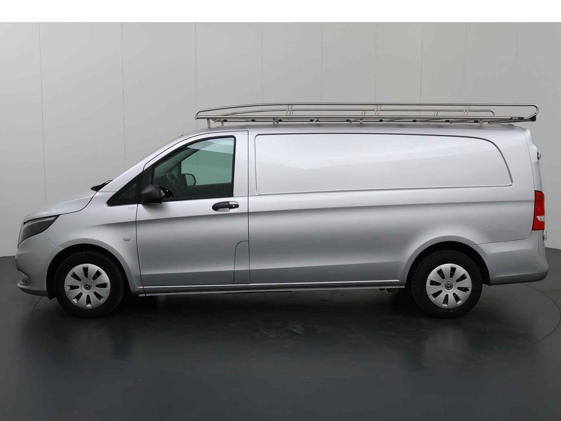 Mercedes-Benz Vito 114 CDI Aut. | L3 XL | Imperiaal | Airco | Cruise Control | 3-zits | Navigatie | Parkeercamera | Achterdeuren | Trekhaak | Certified - 6/37