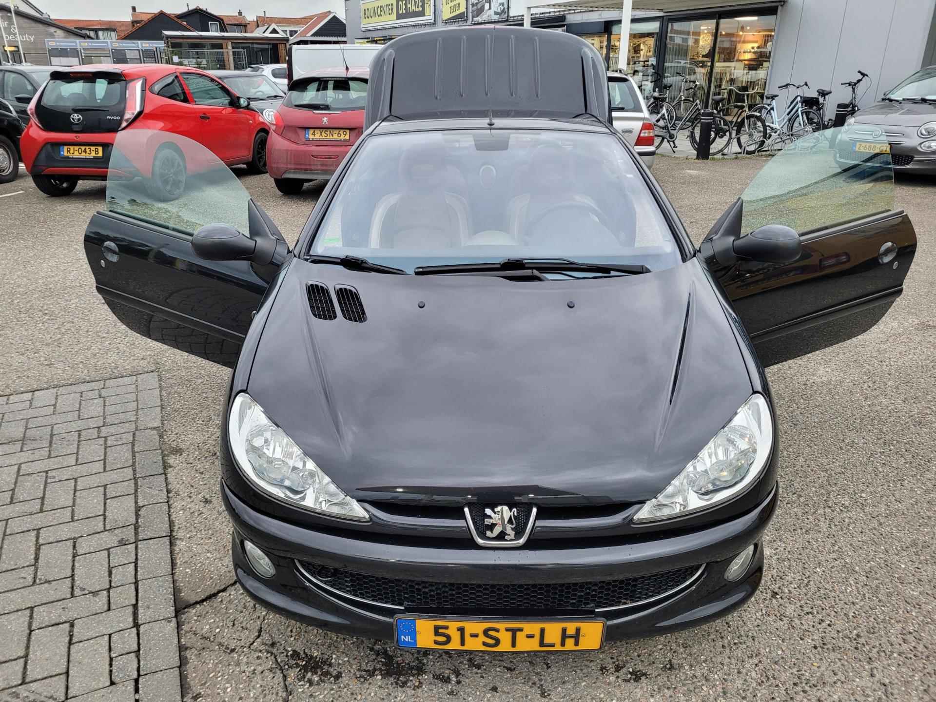 Peugeot 206 CC 1.6-16V Roland Garros - 8/31