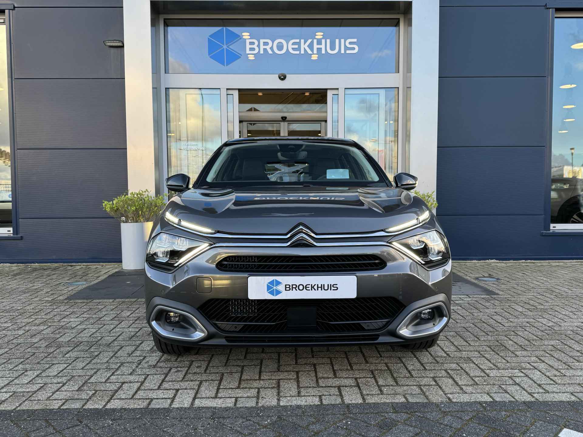 Citroën C4 1.2 Puretech 130PK EAT8 Max | FULL OPTION DEMO | Schuif/kantel | Focal | 360 Camera | Stoelmassage + verwarming - 10/38