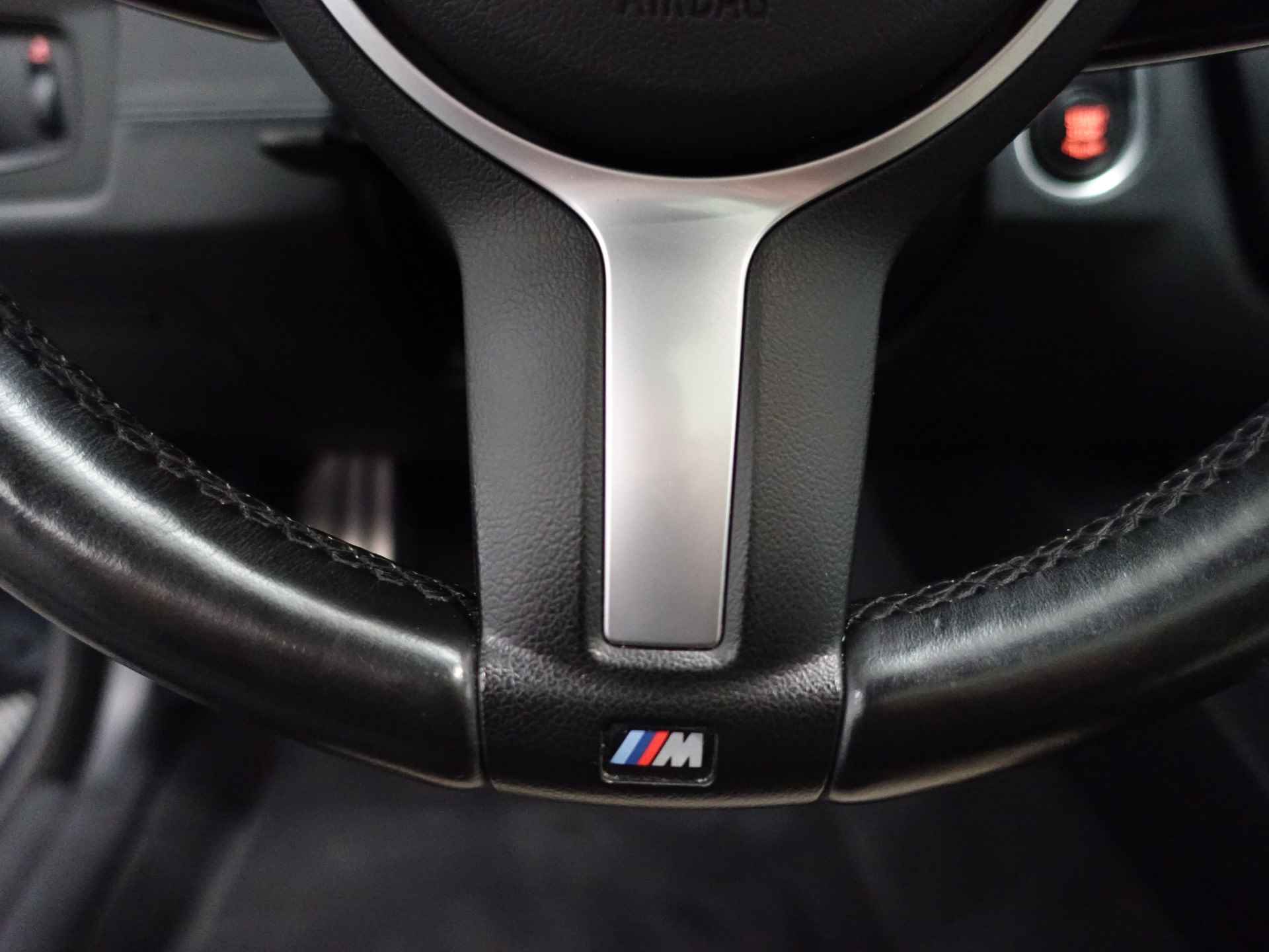 BMW 4 Serie Gran Coupé 420i M Performance Aut- Harman Kardon, Head Up, Schuifdak, Memory, 360 Camera, Sfeerverlichting - 25/54