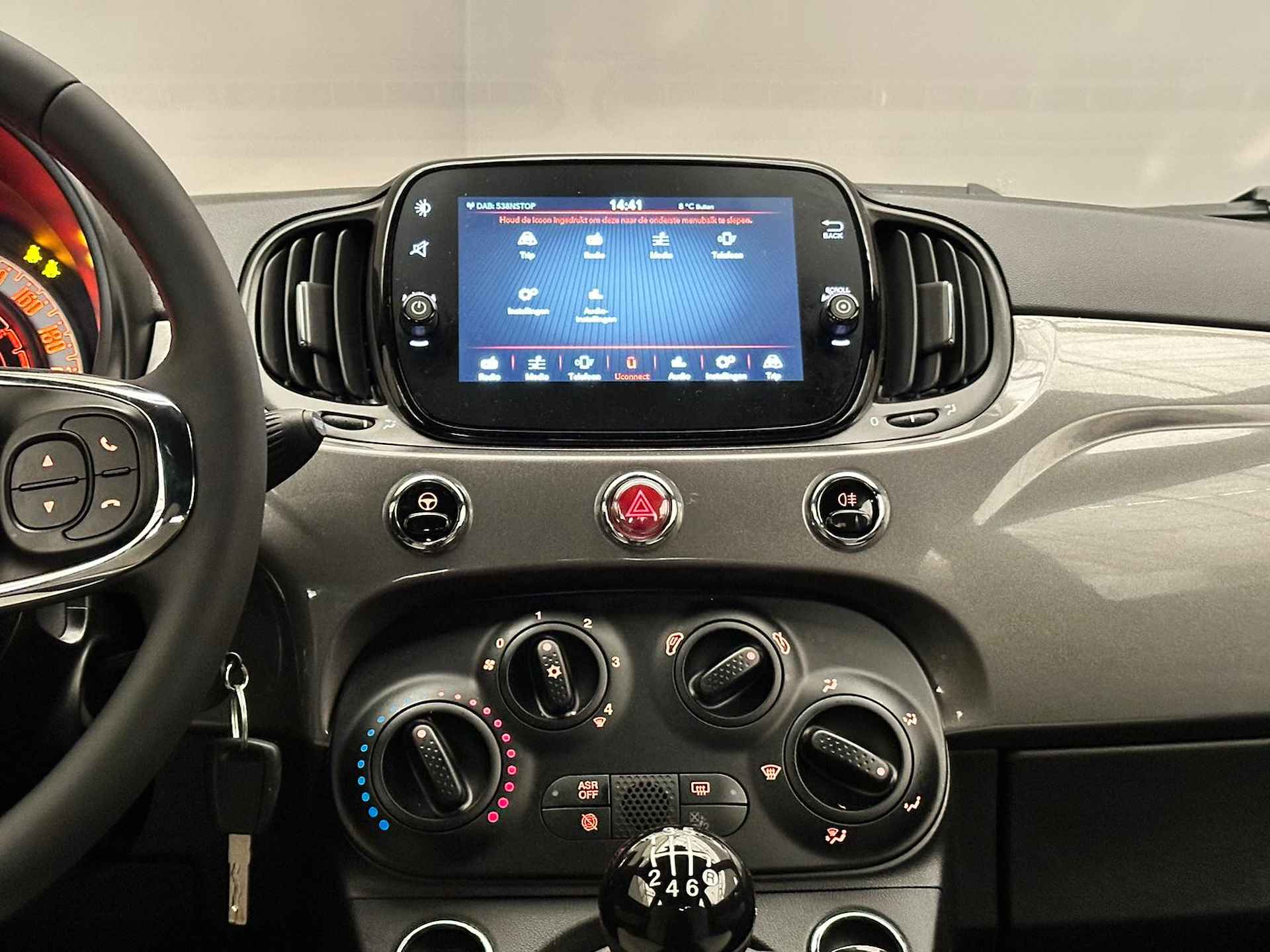 Fiat 500C 1.0 Hybrid Dolcevita Cabriolet | 3778KM! | Carplay | Cruise | LMV 15" | Touchscreen | Bluetooth | Parkeersensoren | All Season | Led Dagrij | - 5/27