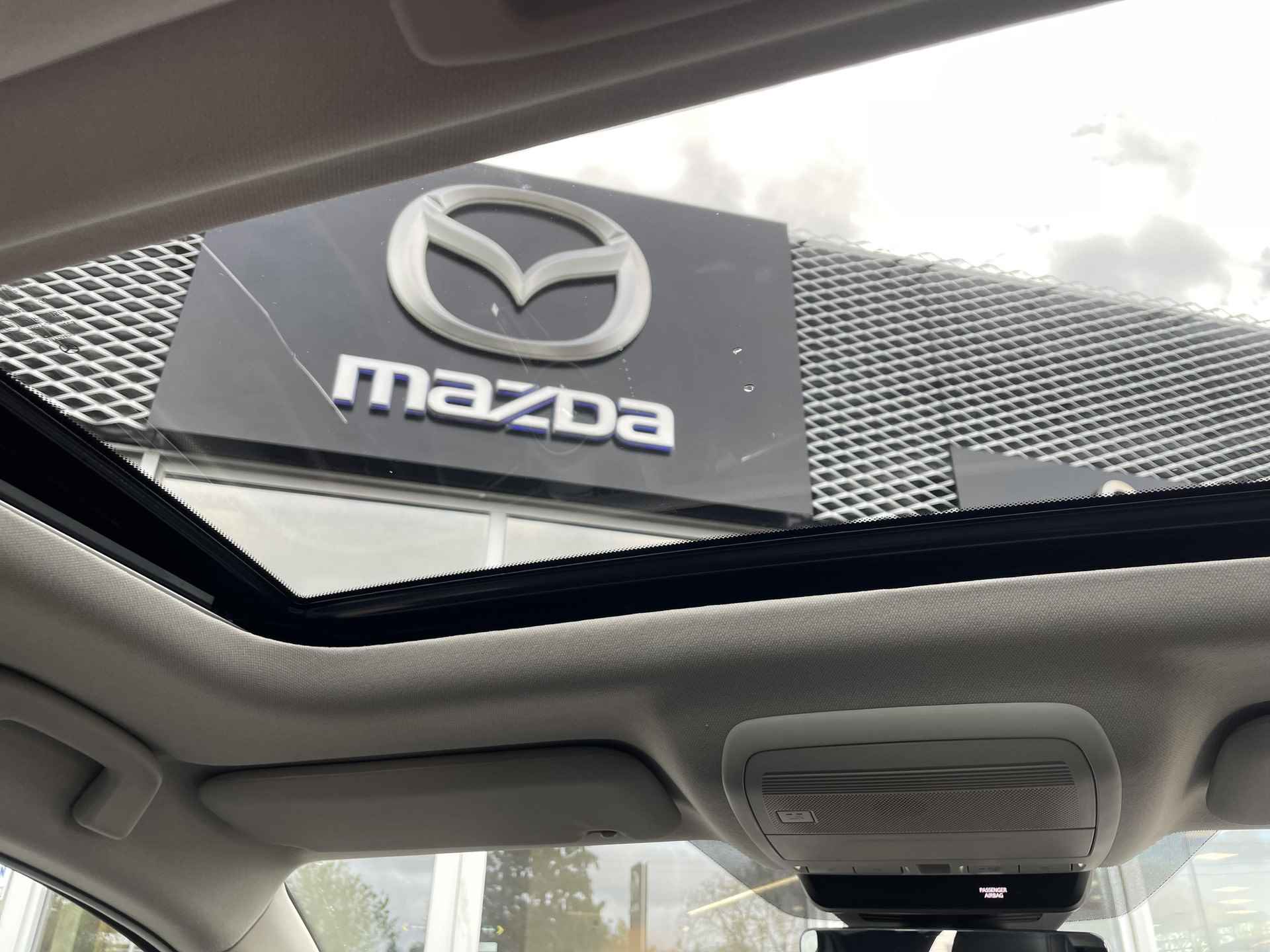 Mazda CX-30 2.0 e-SkyActiv-X M Hybrid Exclusive-line | Trekhaak | Sport pakket | Schuifkantel dak | Comfort Pack | Driver Assistance Pack | Design Pack | - 29/36