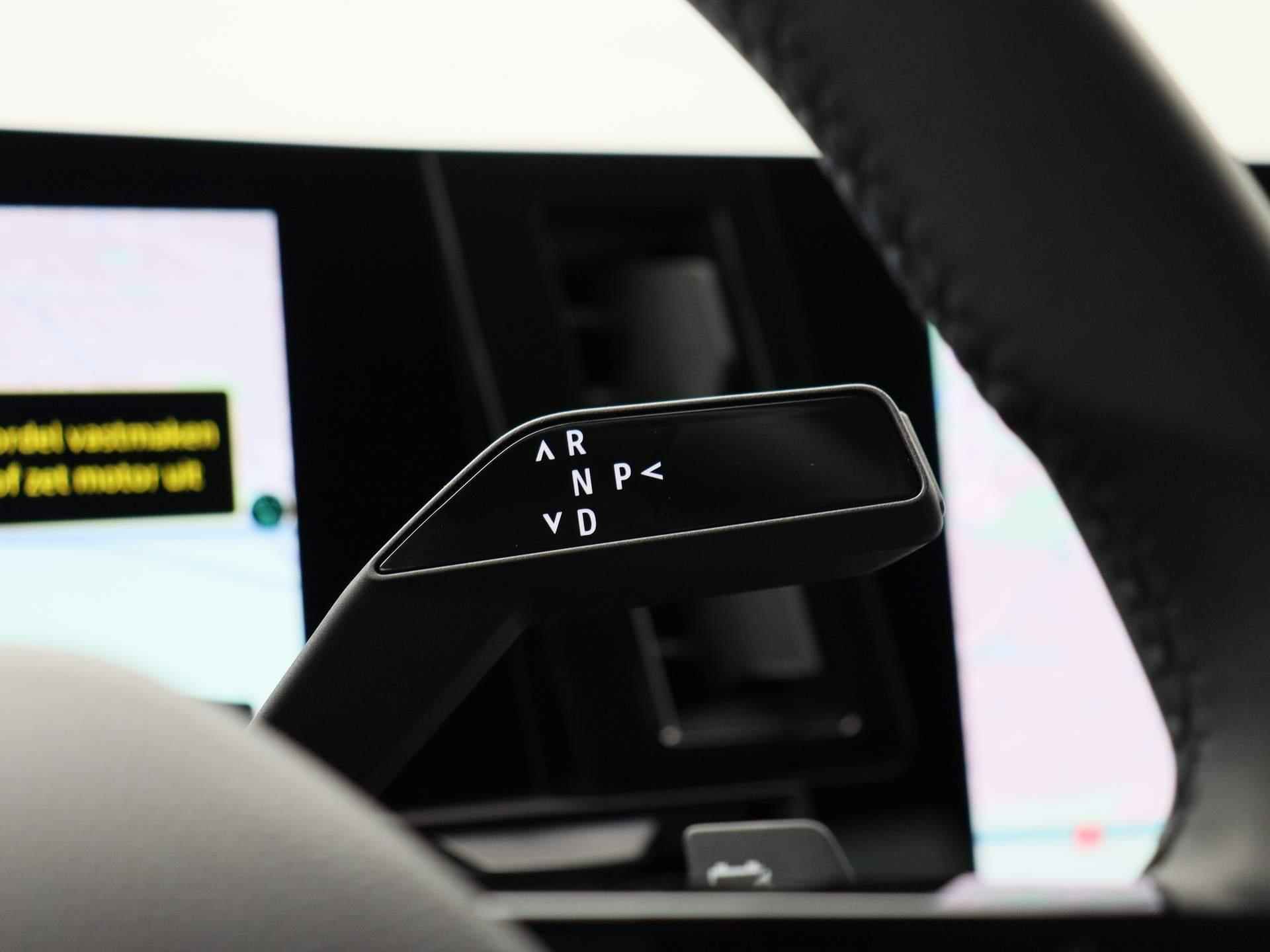 Renault Megane E-Tech EV60 220Pk Evolution | Google Navigatie | Draadloze Apple & Android Carplay | Parkeersensoren & Camera | Climate Control | Cruise Control | Warmtepomp | Subsidie Mogelijk! | - 22/38