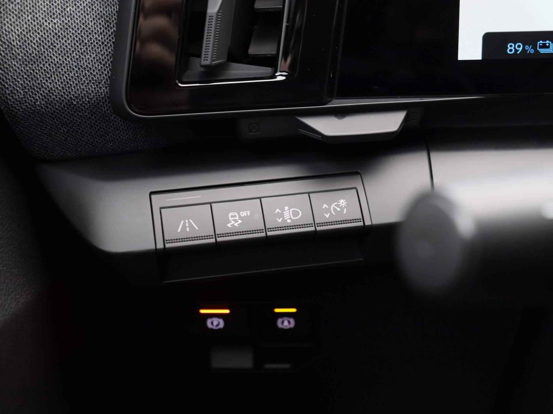 Renault Megane E-Tech EV60 220Pk Evolution | Google Navigatie | Draadloze Apple & Android Carplay | Parkeersensoren & Camera | Climate Control | Cruise Control | Warmtepomp | Subsidie Mogelijk! | - 23/38