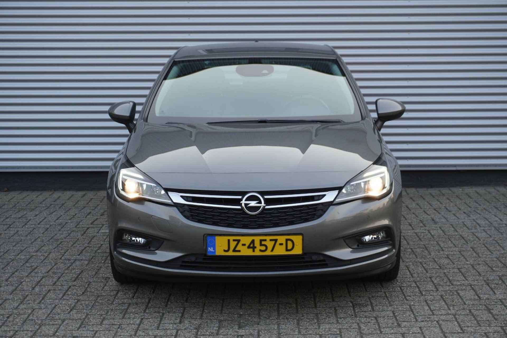 OPEL Astra 1.4 Turbo Innovation / 18 inch / Leer / Camera / Navi / Keyless - 6/38