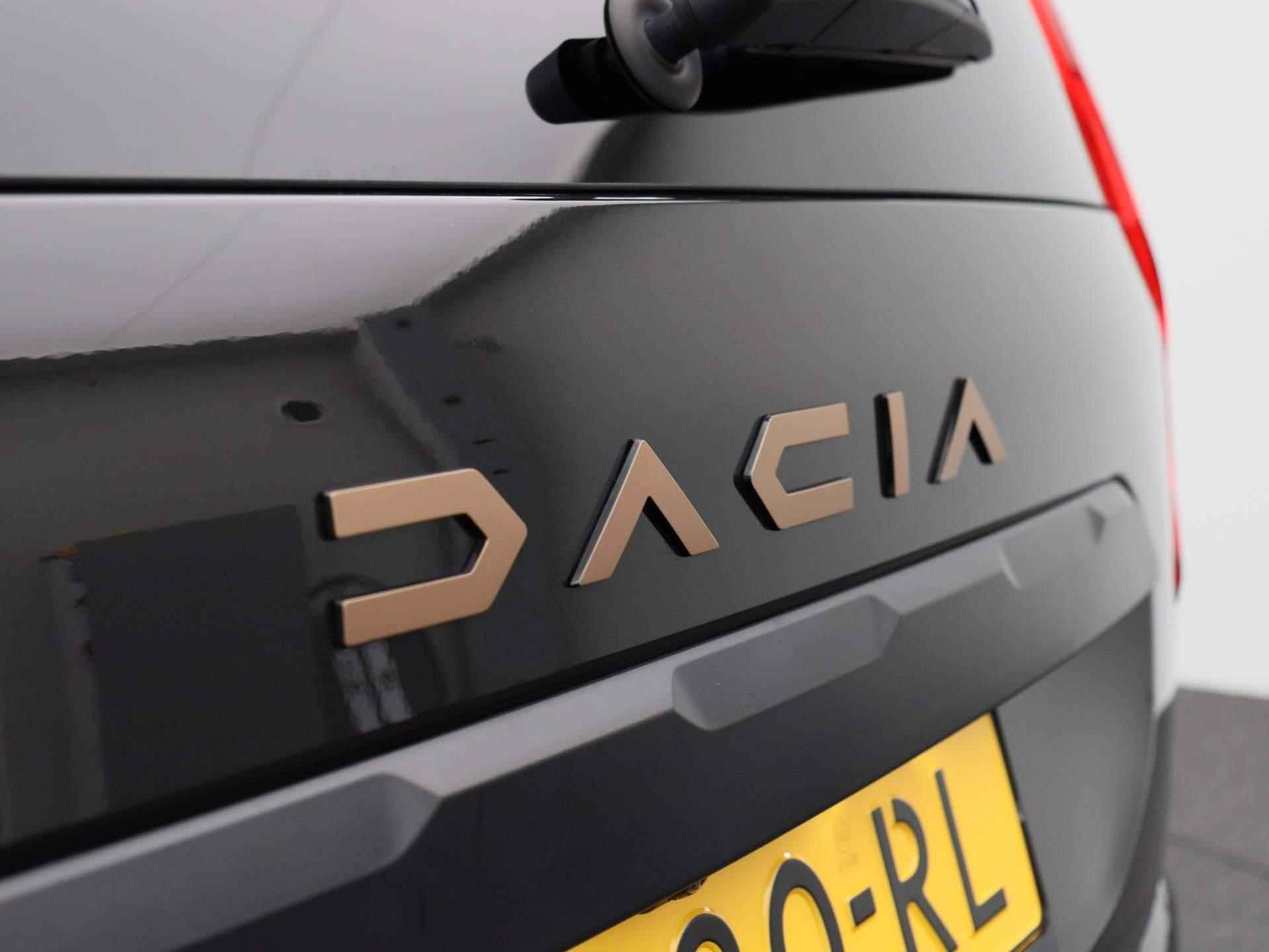 Dacia Jogger 1.0 - 110PK TCe Extreme 7p. | Navigatie | Apple Carplay/Android Auto | Climate control| Parkeersensoren| Lichtmetalen Velgen | Camera | LED Lampen | Licht & Regen Sensoren | - 31/36