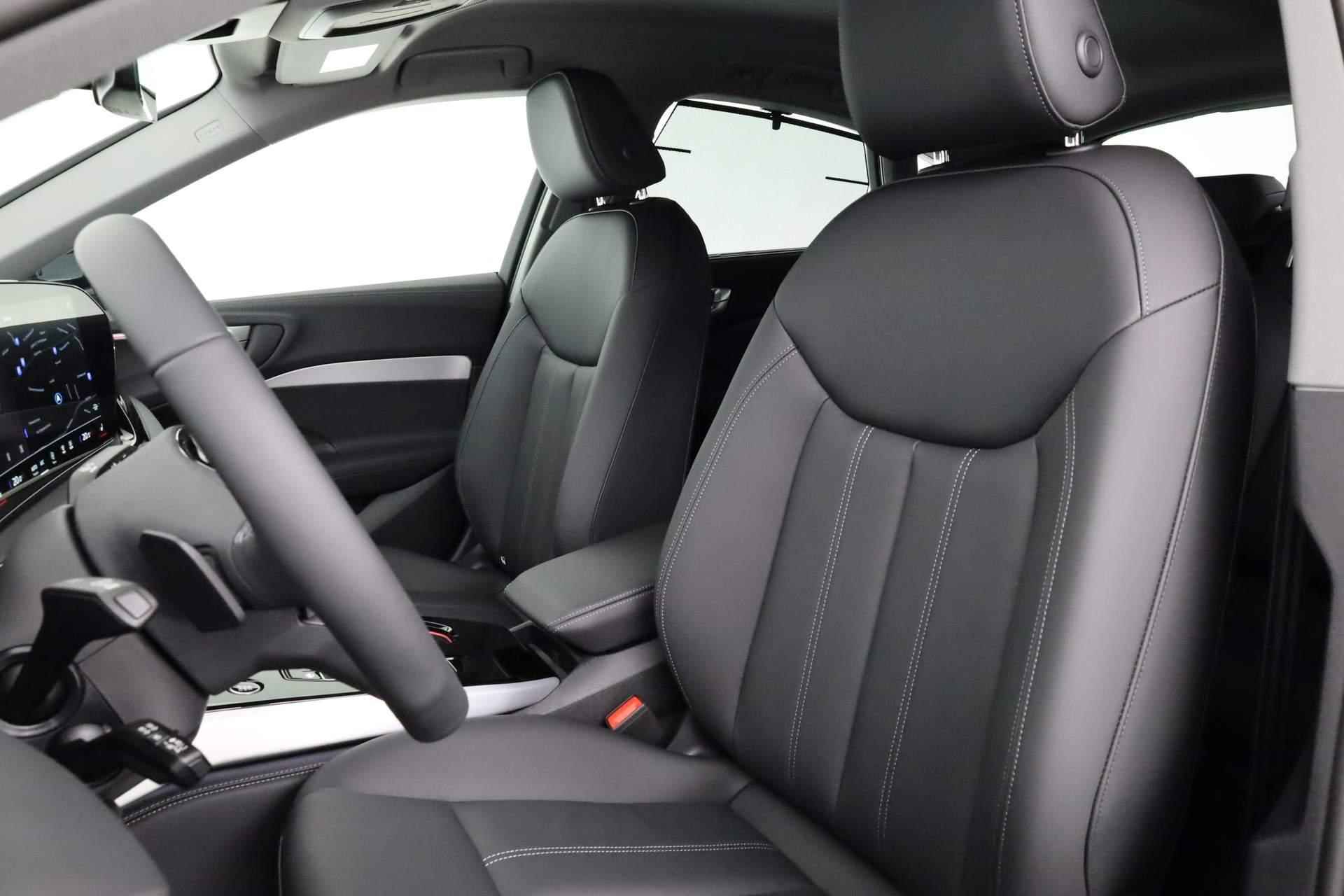 Audi A5 Limousine 35 TFSI 150PK S-tronic Advanced edition | Stoelen voor, elekt. verstelb. | Standaardst zwart leder-kunstl | Ambiente lichtpakket plus - 11/43