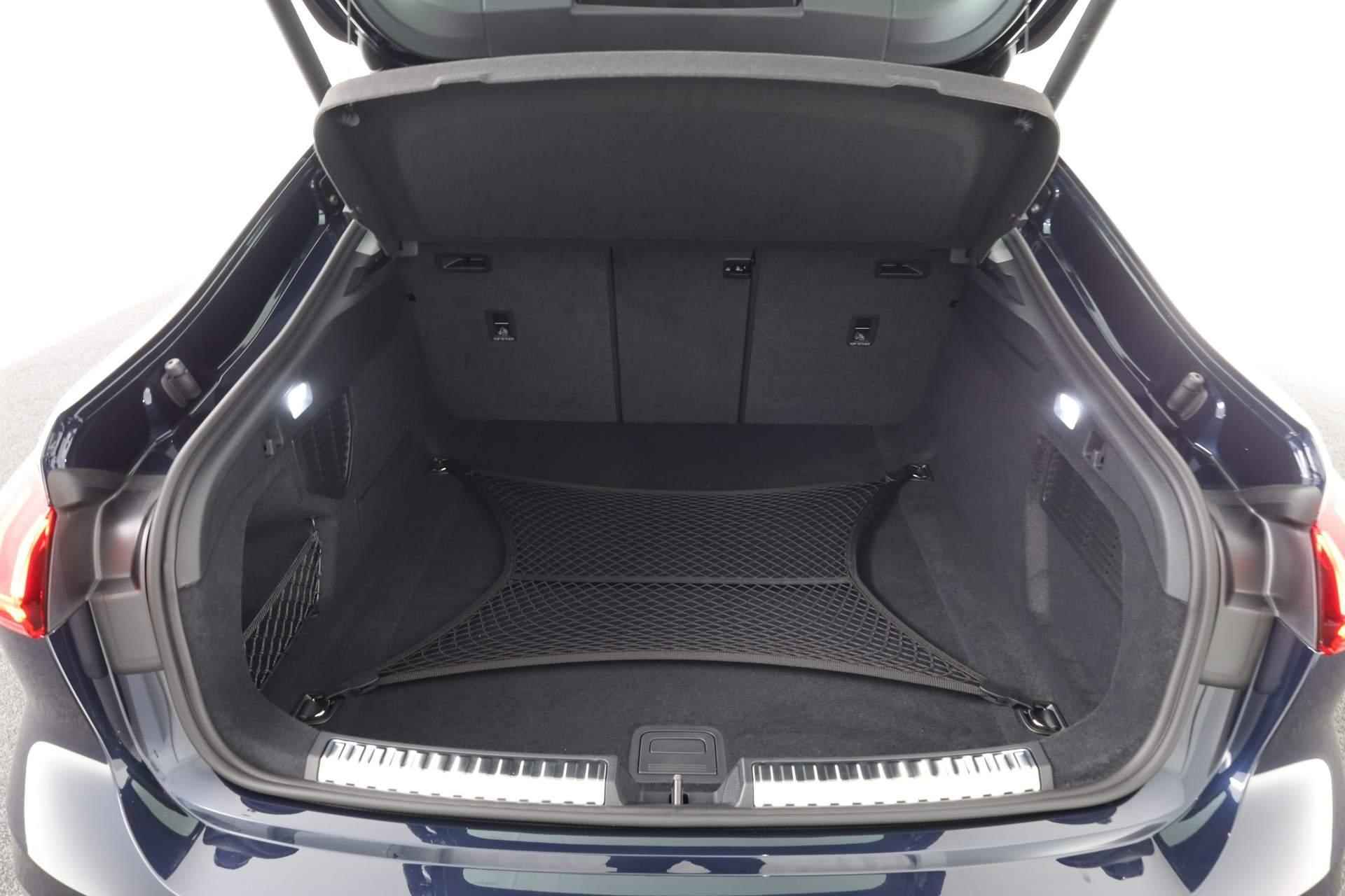 Audi A5 Limousine 35 TFSI 150PK S-tronic Advanced edition | Stoelen voor, elekt. verstelb. | Standaardst zwart leder-kunstl | Ambiente lichtpakket plus - 43/43