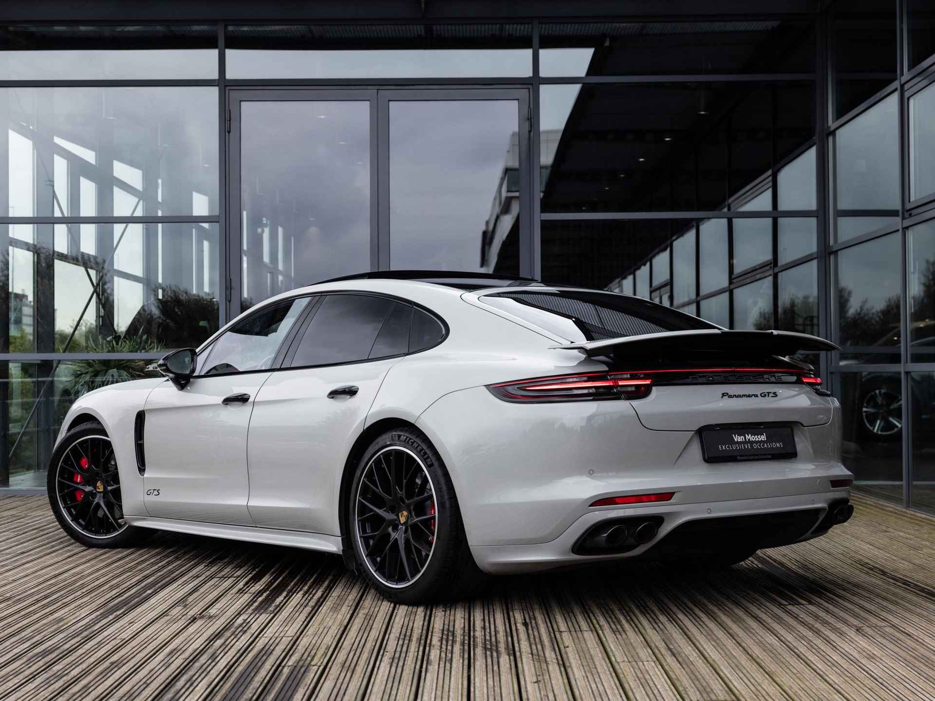 Porsche Panamera 4.0 GTS | SPORTDESIGN | SPORTUITLAATSYSTEEM | BURMESTER | SFEERVERLICHTING | PDSL+ | SOFTCLOSE | PANORAMA/SCHUIF-KANTELDAK | ADAPTIEVE CRUISE CONTROL | HEAD-UP | 18-WEG STOELEN | STOELVENTILATIE | SPORTCHRONO | PASM LUCHTVERING | - 5/67