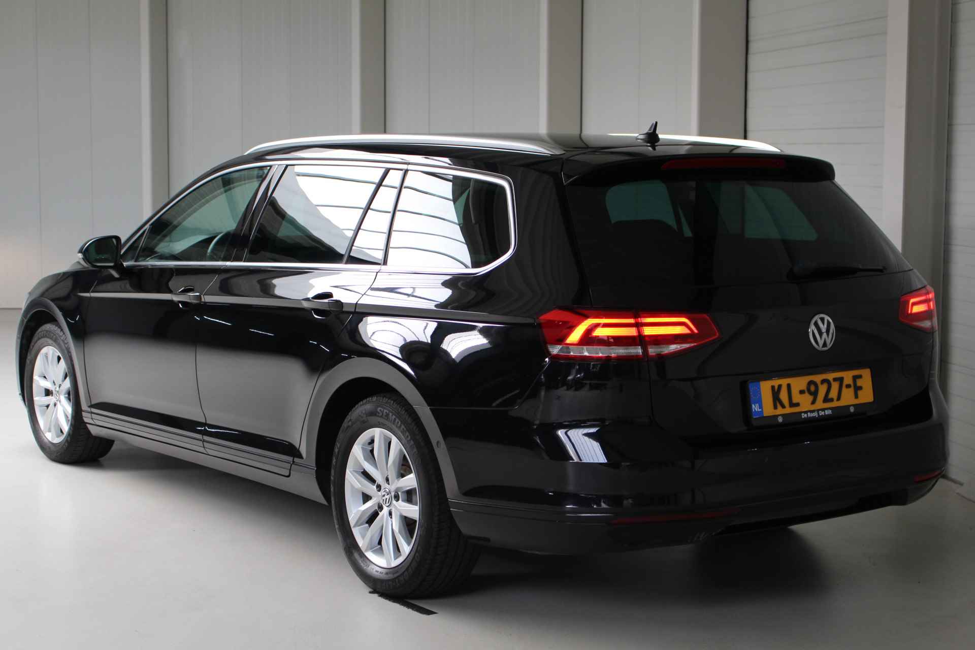 Volkswagen Passat Variant 1.4 TSI Business Edition Navigatie | Climate Control | Stoelverwarming | - 3/22