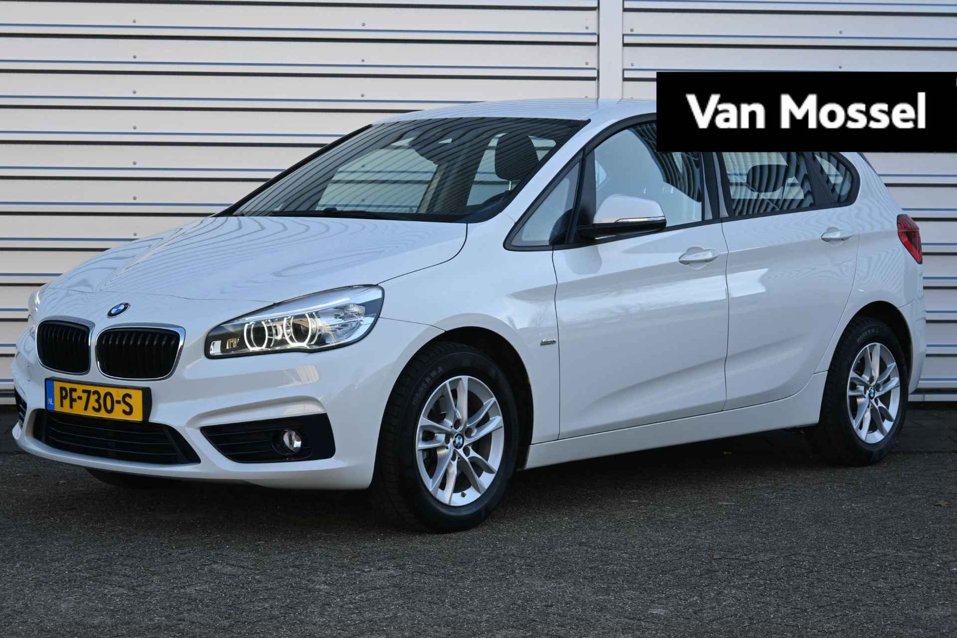 BMW 2-serie Active Tourer 218i Executive | Navigatie | Cruise Control | Lichtmetalen velgen |