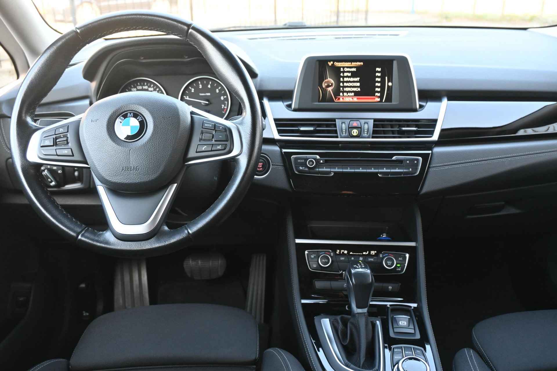 BMW 2-serie Active Tourer 218i Executive | Navigatie | Cruise Control | Lichtmetalen velgen | Afneembare trekhaak - 5/24