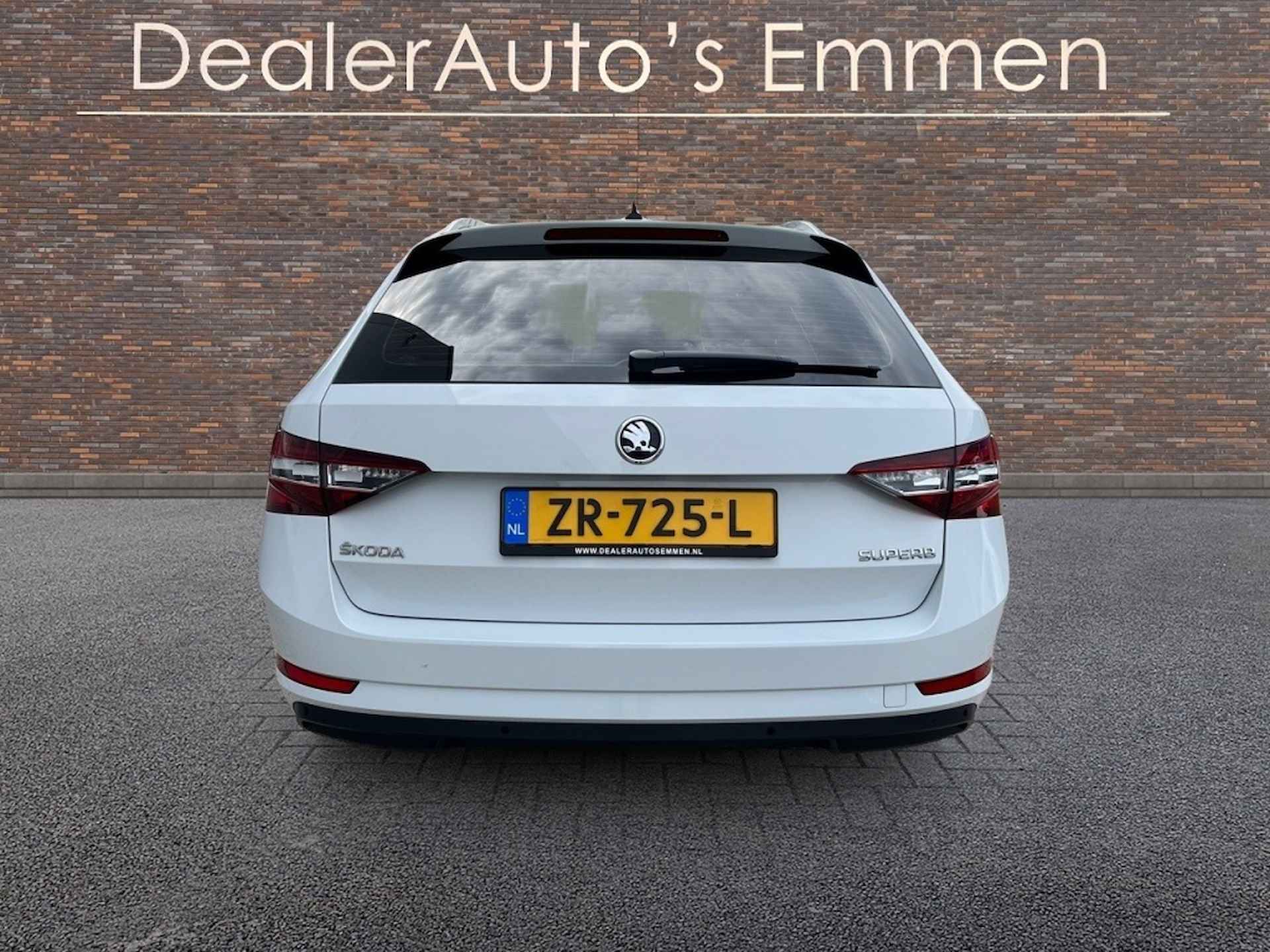 Skoda Superb Combi 1.5 TSI ECC LMV NAVIGATIE CRUISE PDC - 12/46