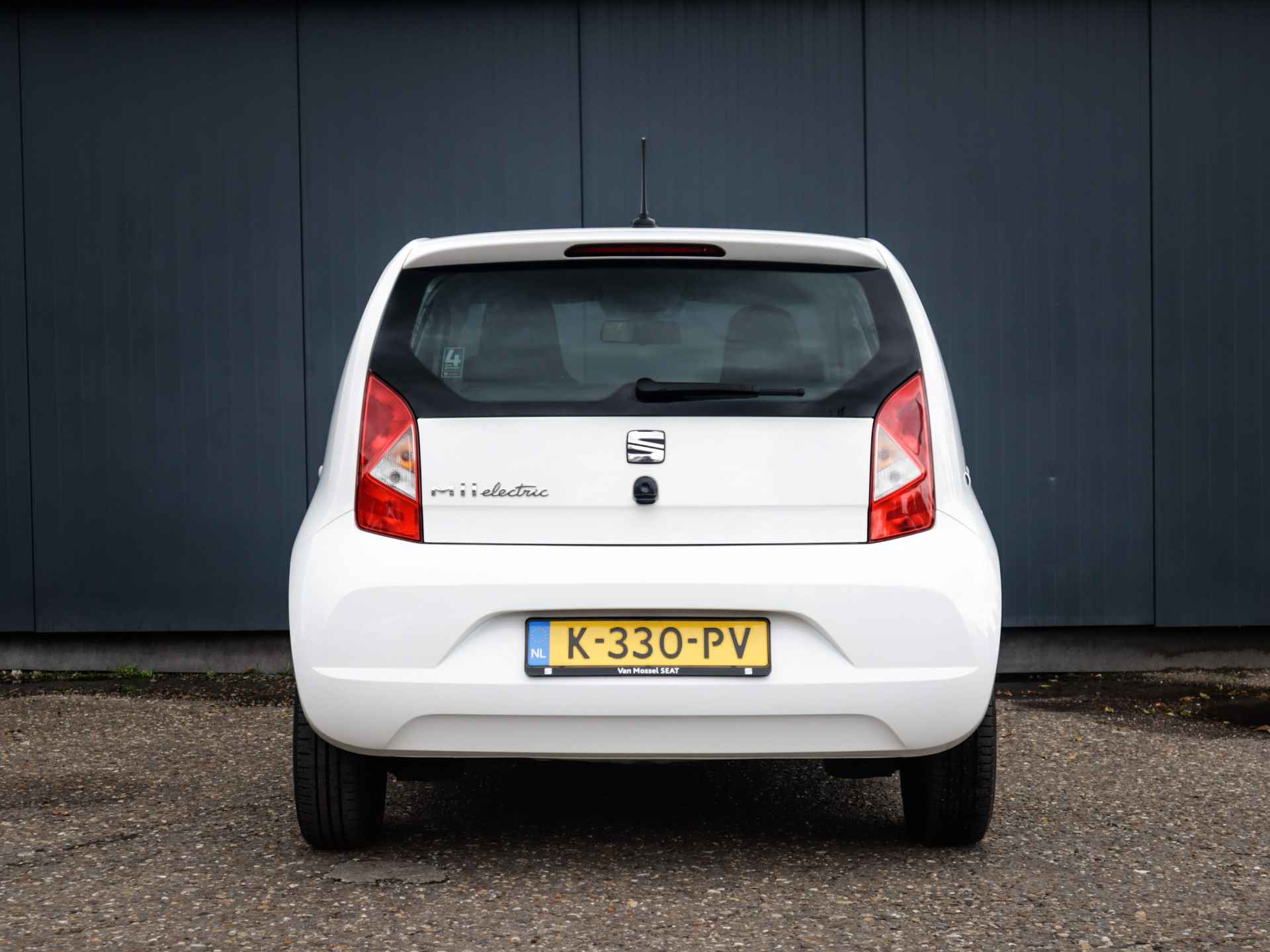 SEAT Mii Electric Electric (83 PK), 2e-Eig. BOVAG-Garantie. NL-Auto. Airco/Climate-Control, DAB, Lane-Assist, Bluetooth, Privacy-Glas niet adverteren rijdt bij klant tm 31-03 marc - 31/35