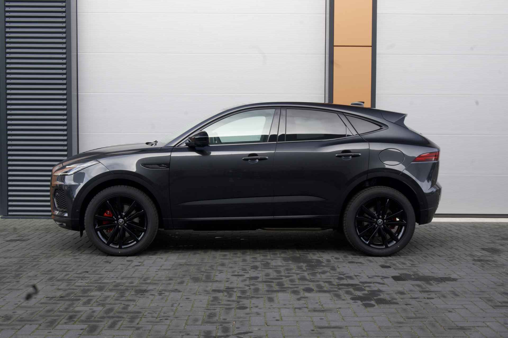 Jaguar E-Pace 1.5 P270e AWD R-Dynamic HSE - 10/37