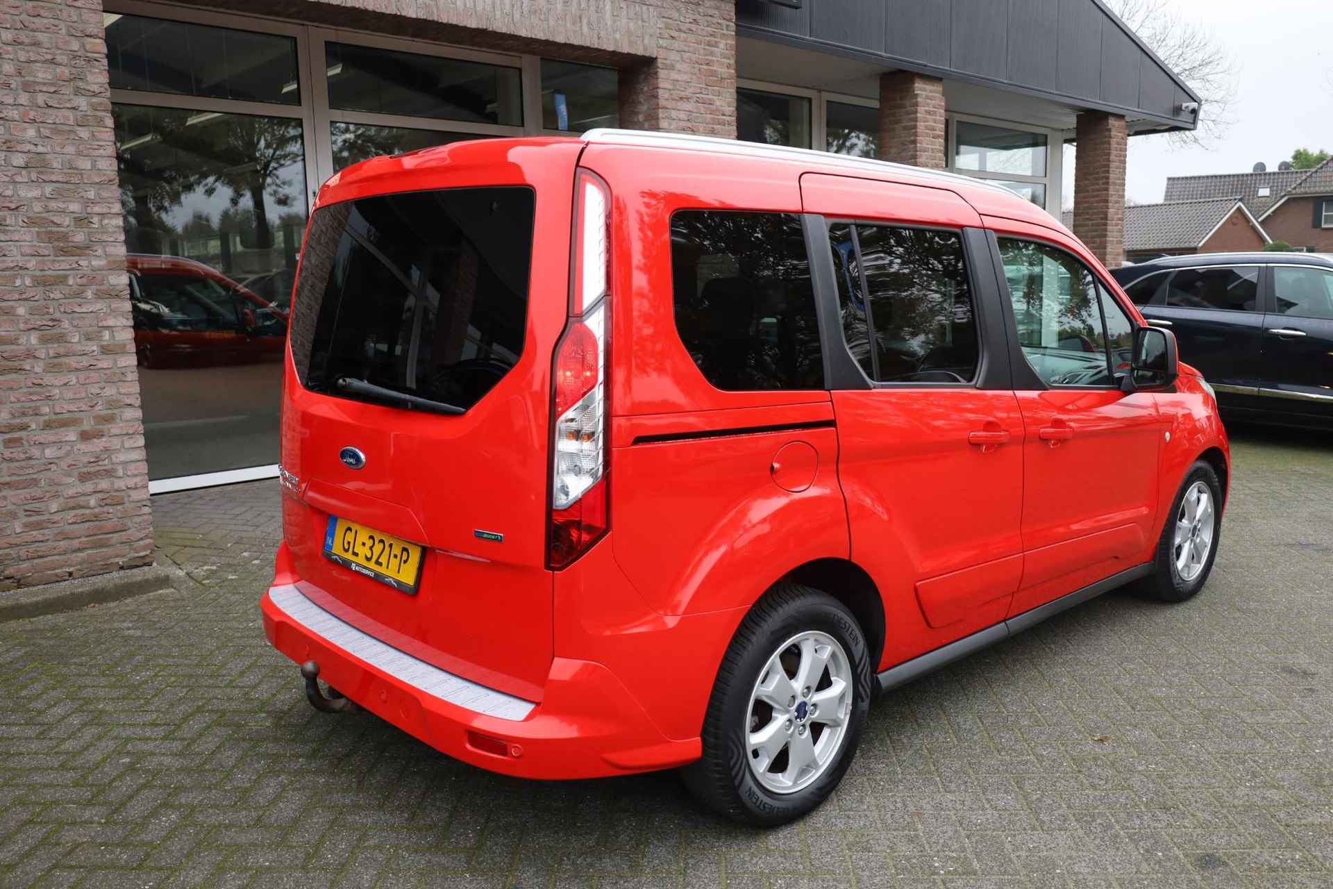 Ford Tourneo Connect Compact 1.0 Titanium 5-PERSOONS PANO TREKHAAK RUITVERWARMING 2xPDC CRUISE LMV NAP - 4/51