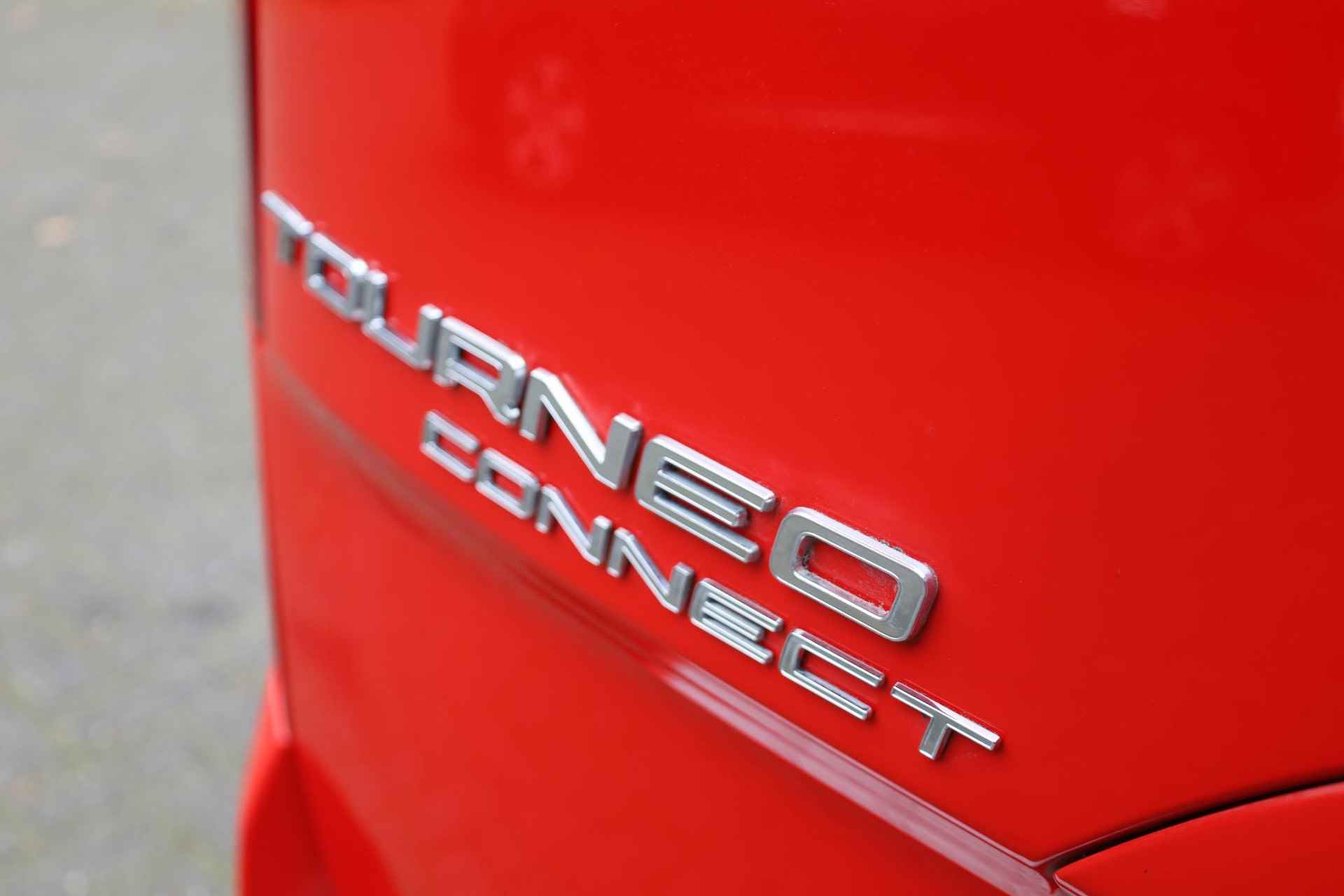 Ford Tourneo Connect Compact 1.0 Titanium 5-PERSOONS PANO TREKHAAK RUITVERWARMING 2xPDC CRUISE LMV NAP - 47/51