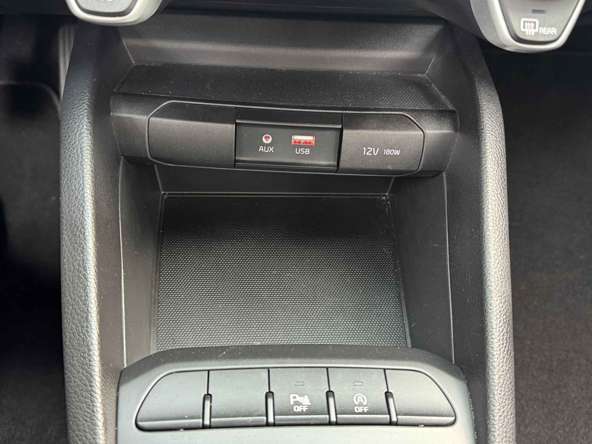 Kia Stonic 1.0 T-GDi DynamicLine Apple CarPlay | Achteruitrij camera | Cruise Control | Climate Control | LMV - 11/24