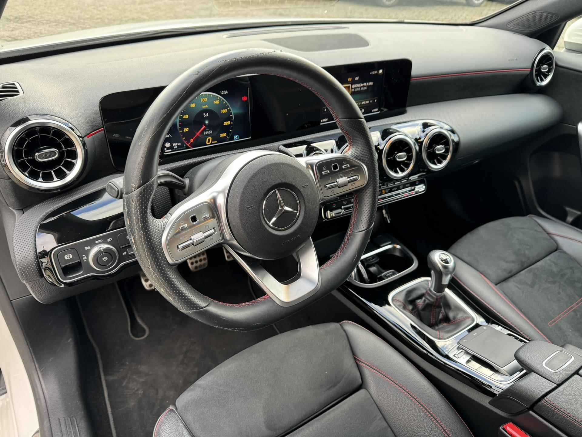 Mercedes A-Klasse A 160 AMG Carplay Camera TOPSTAAT! - 19/28