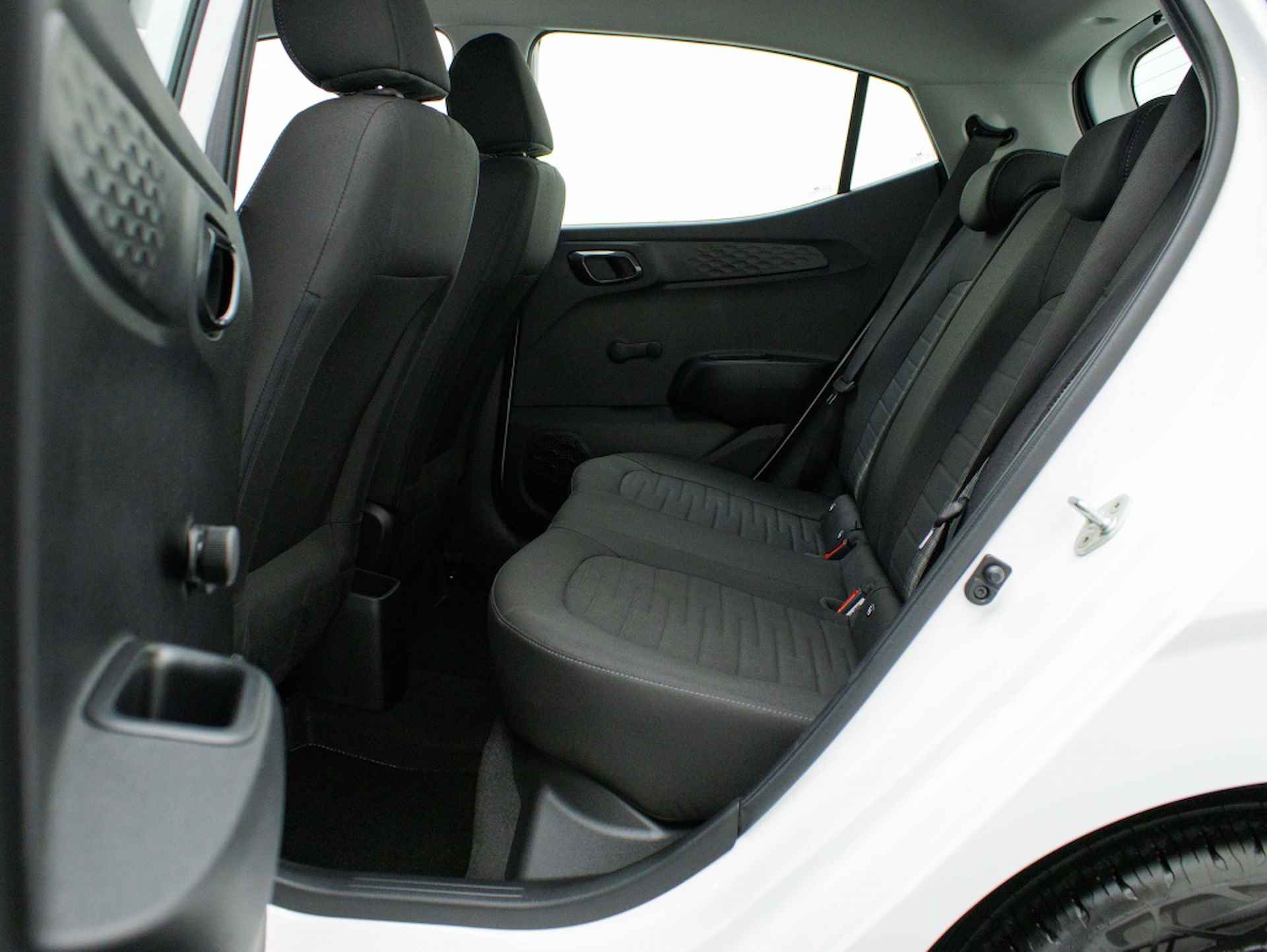 Hyundai i10 1.0 Comfort | Navigatie via Carplay | Cruise control - 13/40