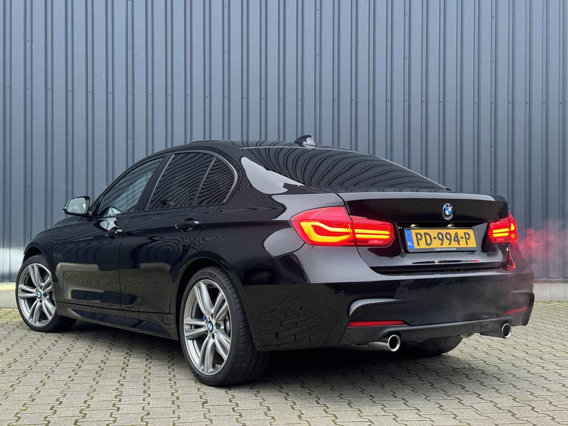 BMW 3-serie 340i xDrive M-Sport | Head-up | Keyless | Pano | H/K - 12/39