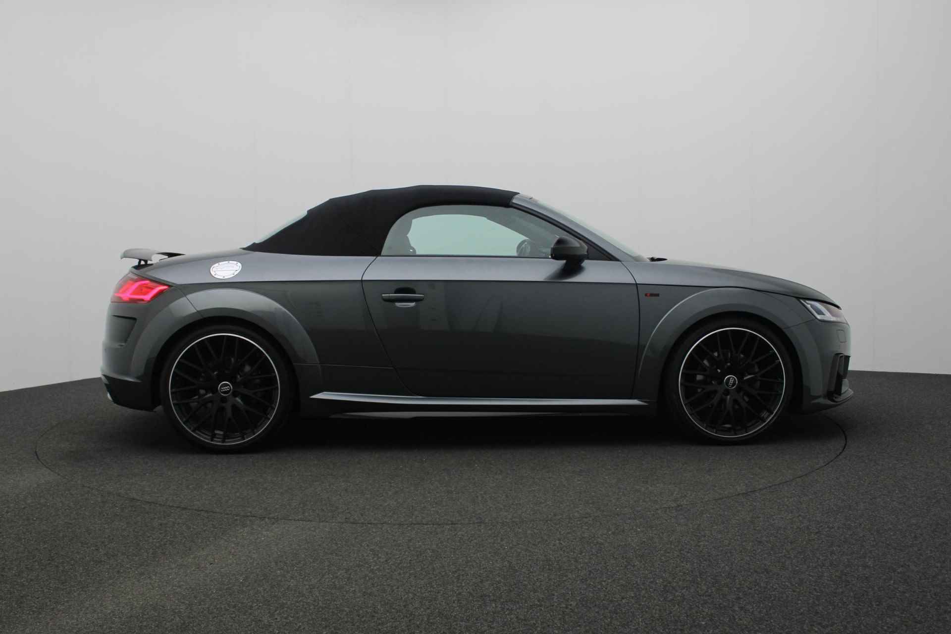 Audi TT Roadster 40 TFSI 197PK S-tronic Pro Line S | Matrix LED | Leder/alcantara | 20 inch | Stoel-/nekverwarming | Keyless | Camera | Apple Carplay / Android Auto - 23/43