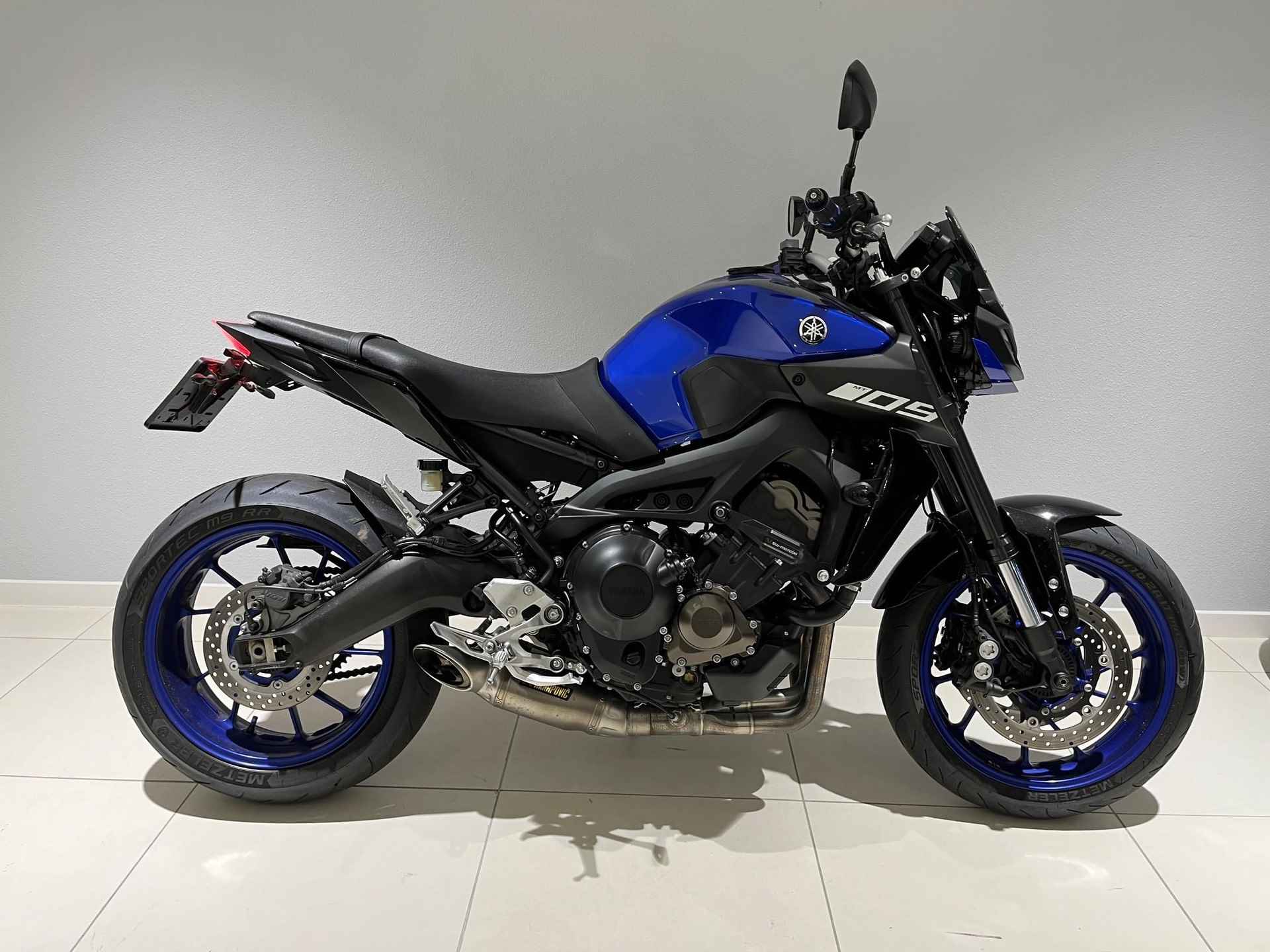 Yamaha MT-09 ABS + Akrapovic uitlaat - 2/8