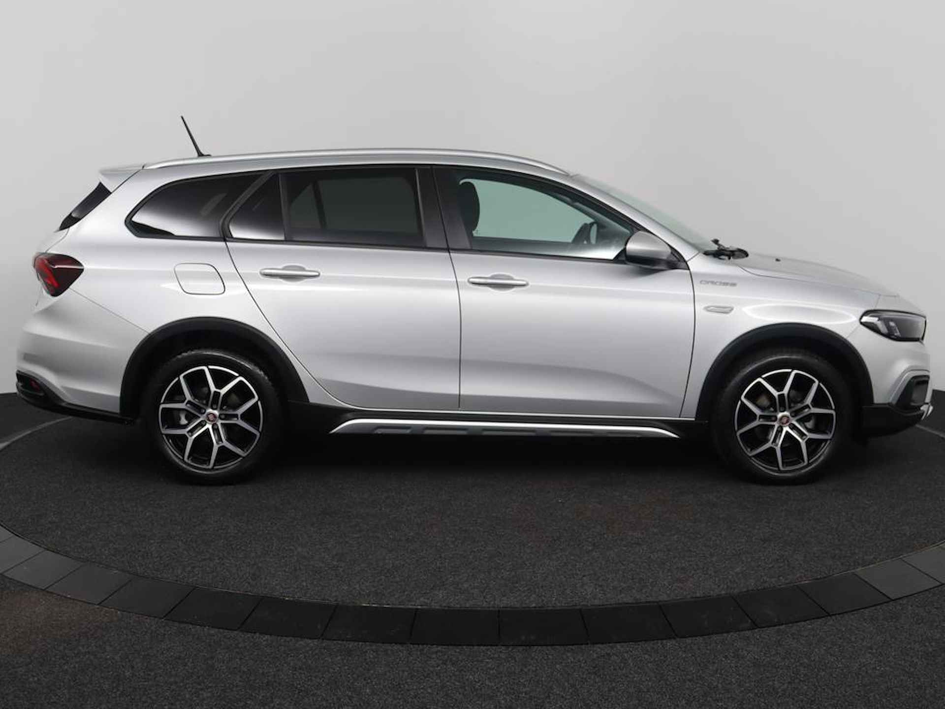 Fiat Tipo Stationwagon Cross 1.5 Hybrid | NAP | 1e eigenaar |Dealeronderhouden |Automaat | - 4/46