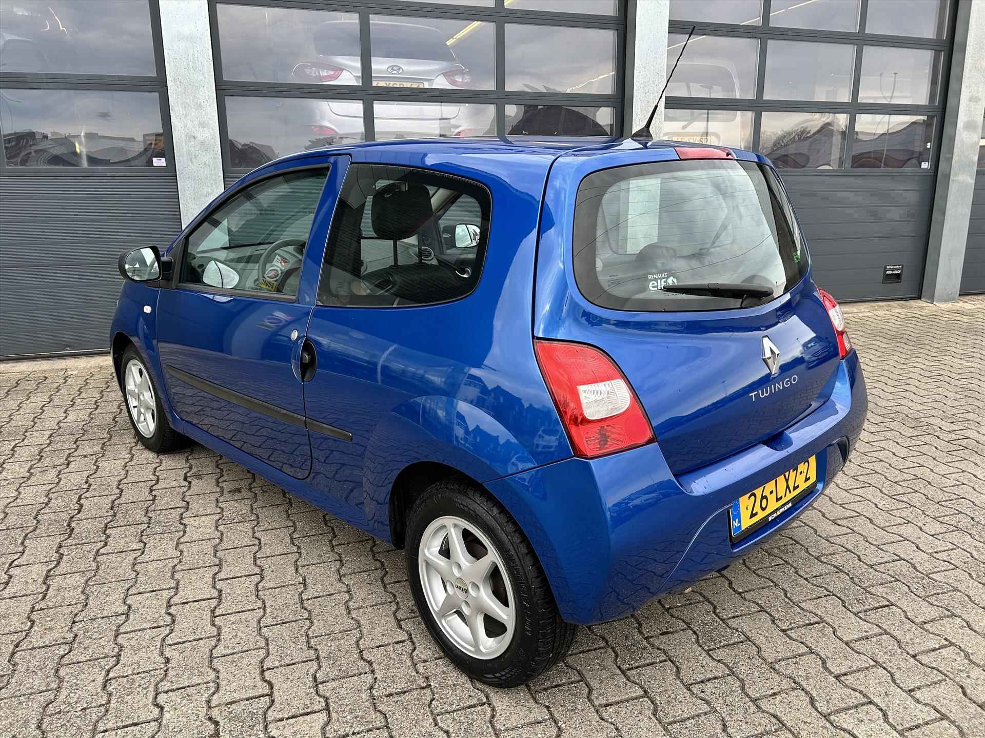 RENAULT Twingo 1.2 16V 75pk Authentique - 3/23