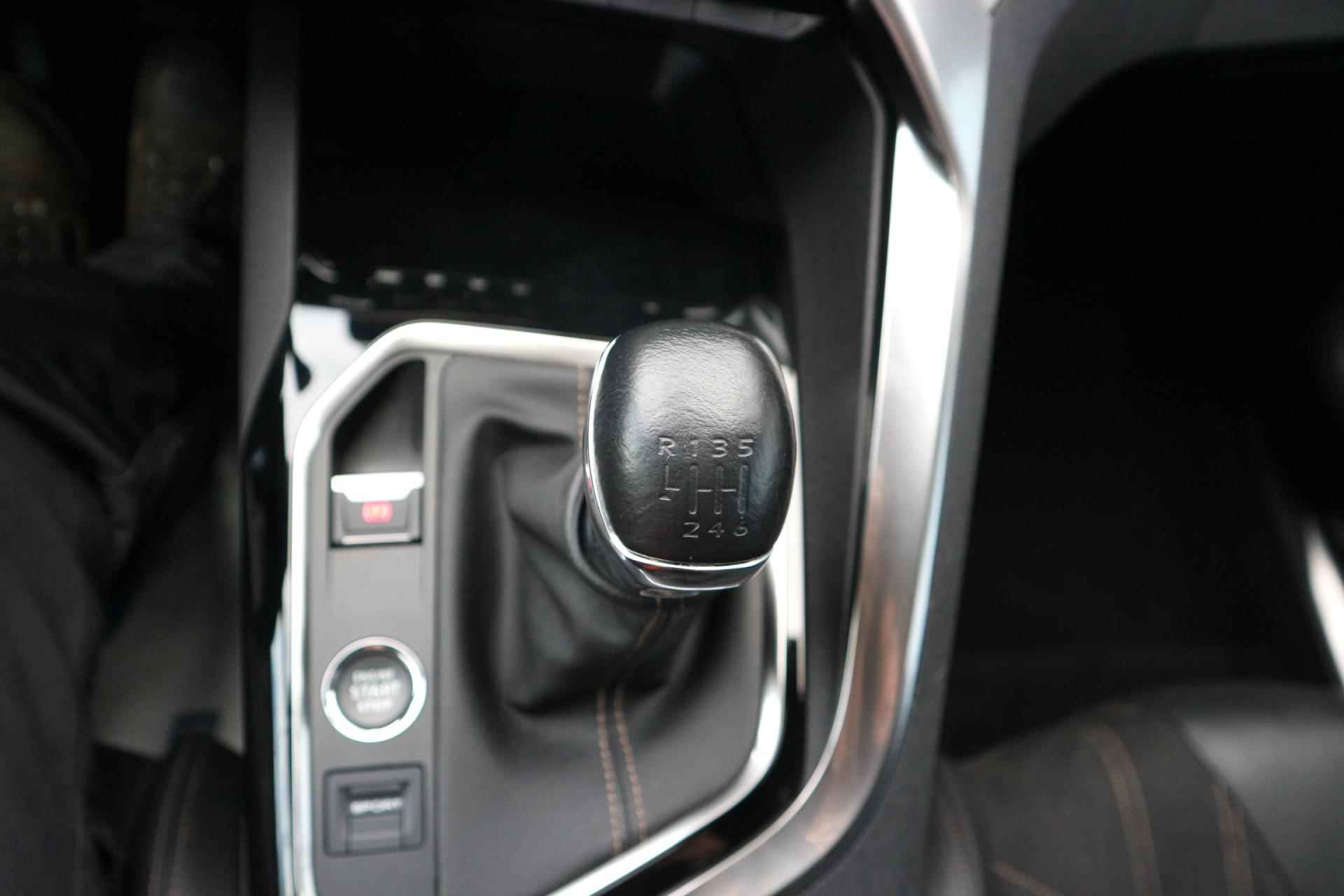 Peugeot 5008 1.2 PureTech GT 7-ZITS NAVI CAMERA ALCANTARA ADAPTIVE CRUISE KEYLESS RIJKLAARPRIJS!! - 33/46