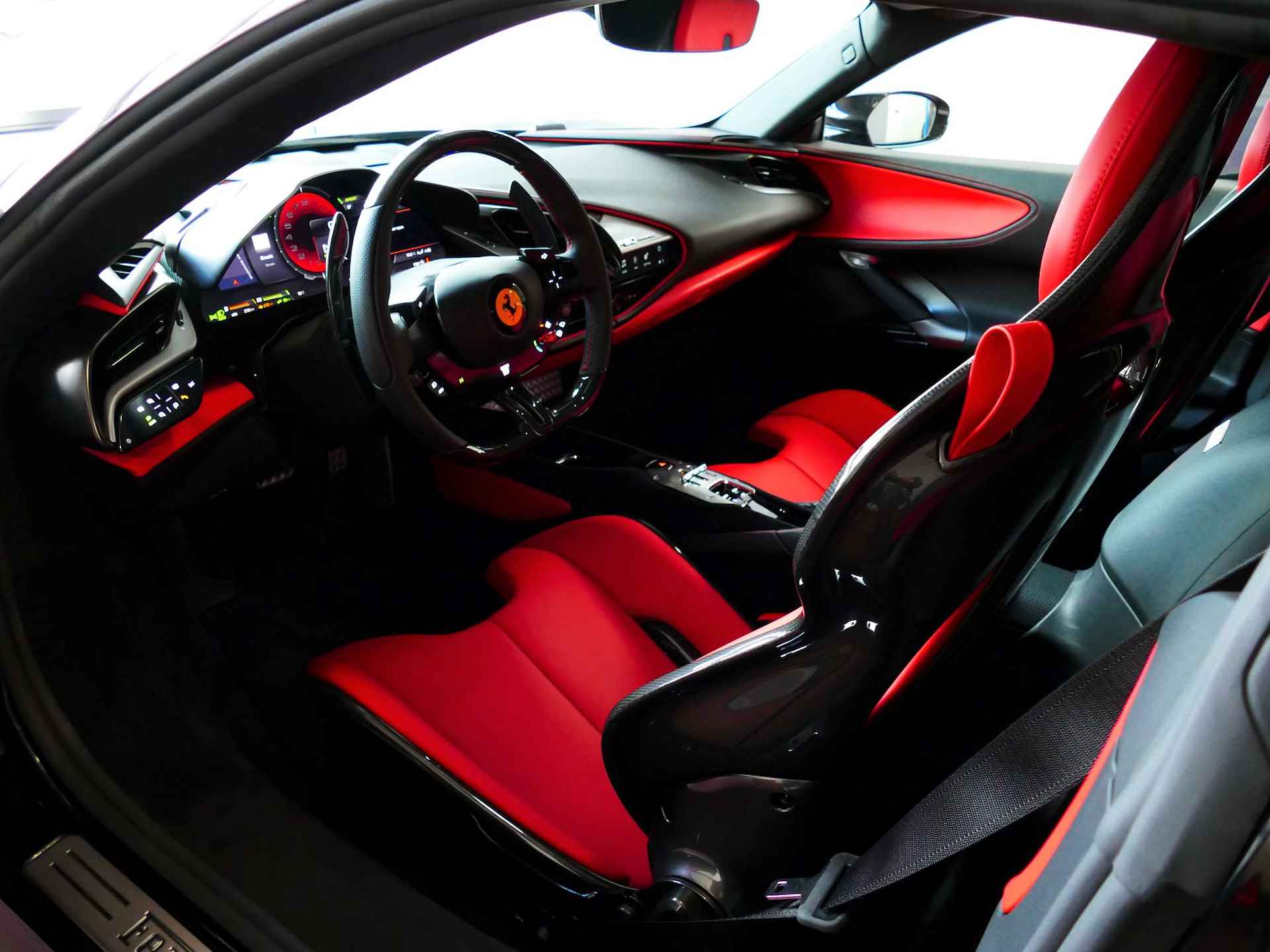 Ferrari SF90 Stradale 4.0 V8 1000 PK PHEV CARBON SEATS/STUUR LIFT CARPLAY AFS CAMERA - 3/72