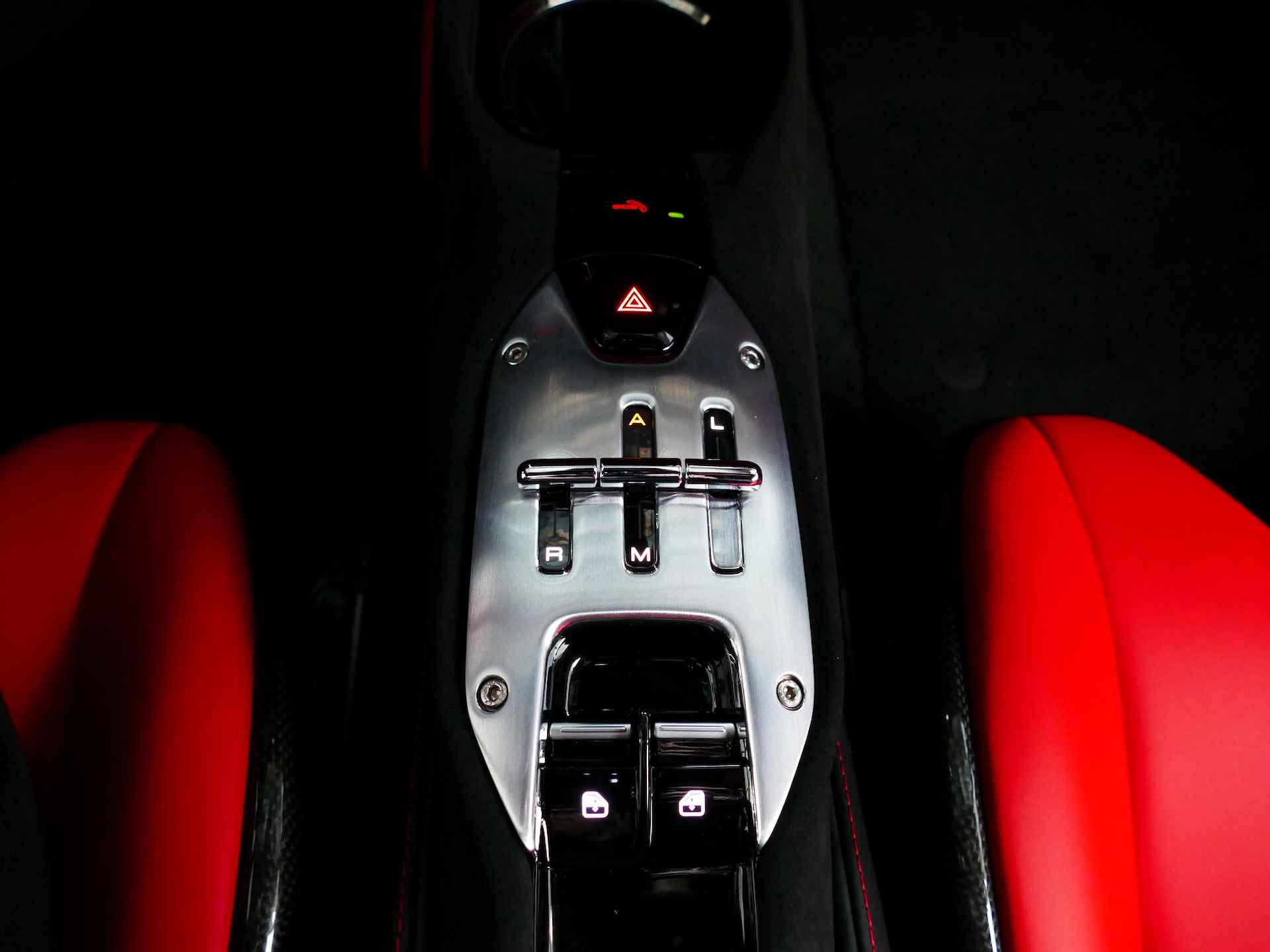 Ferrari SF90 Stradale 4.0 V8 1000 PK PHEV CARBON SEATS/STUUR LIFT CARPLAY AFS CAMERA - 18/72