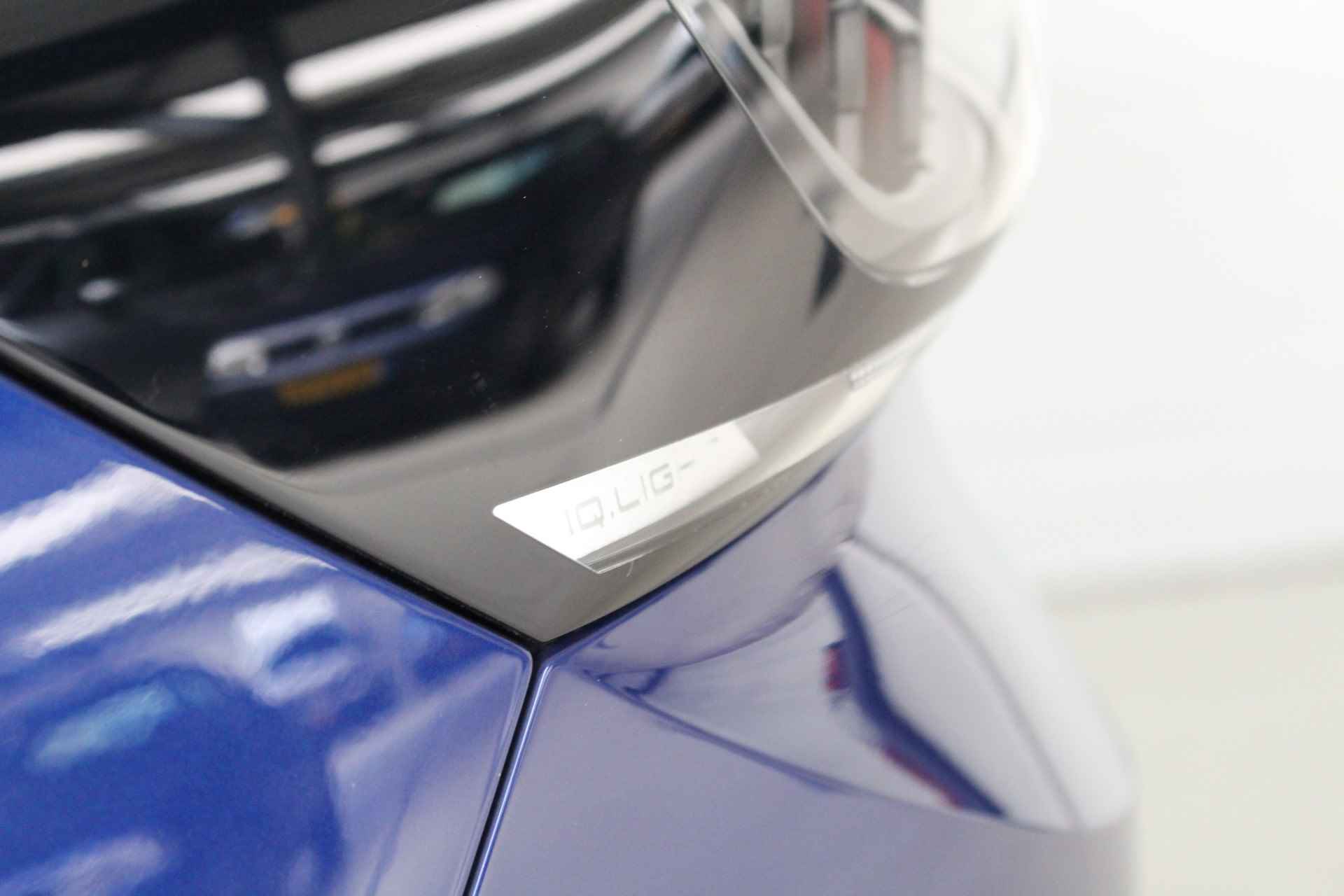 Volkswagen ID.4 1st MAX 77 kWh 204PK 8% Bijtelling Panoramadak | IQ-Light | Head Up Display  | 360 Camera | Warmtepomp | Side Assist . - 21/34