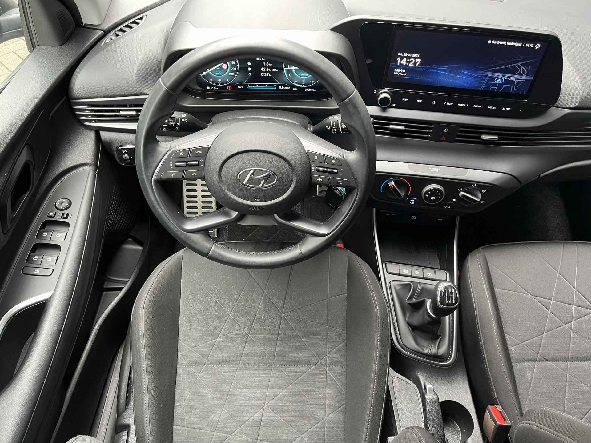 Hyundai Bayon 1.0 T-GDI 100 PK Comfort Smart | Ingebouwde navigatie & smartphone integratie| Contrasterende dakkleur | Hoge instap SUV | - 12/51